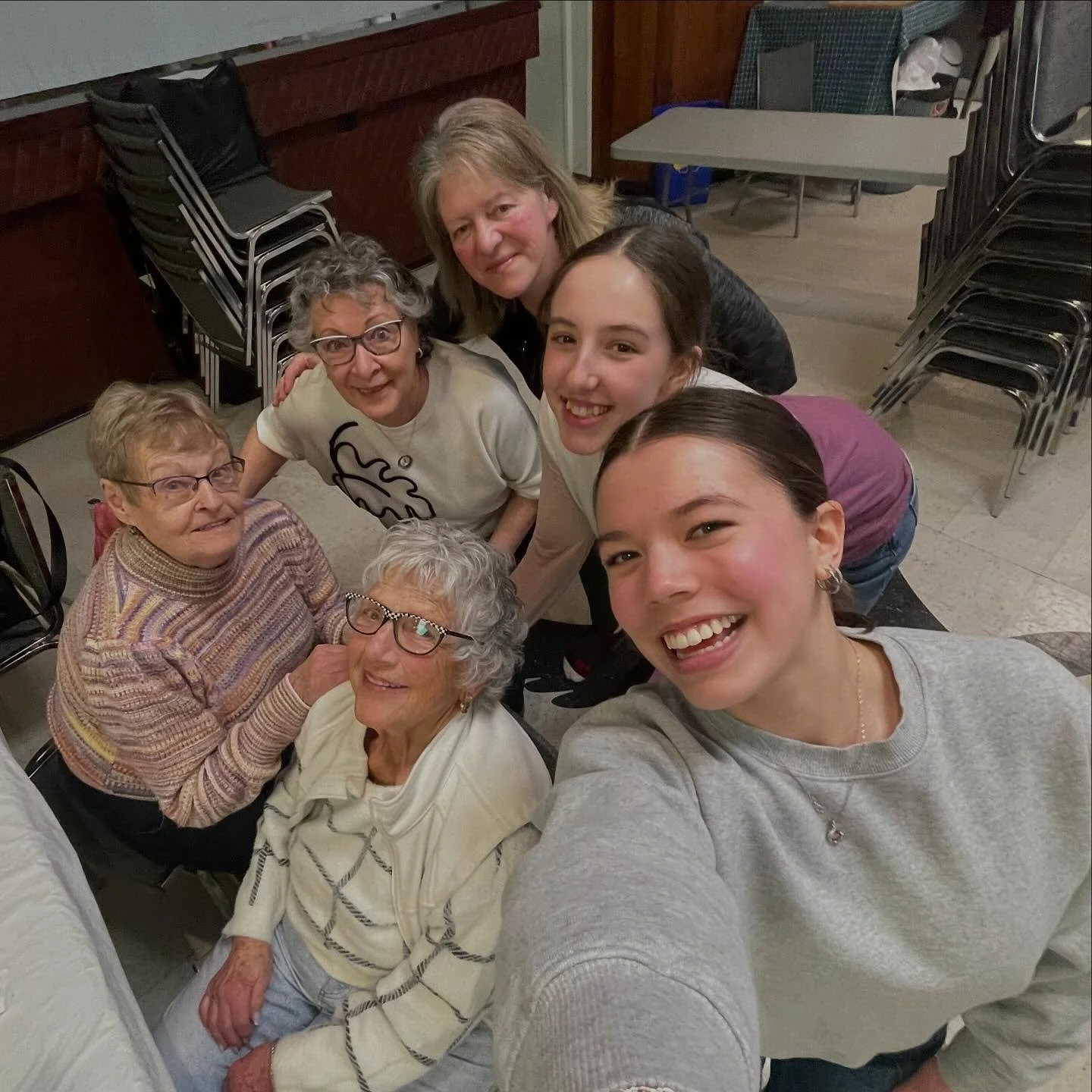 Ambassador Kara and candidate Mia rolled up their sleeves to help with this morning&rsquo;s fundraising breakfast at the Eagles Hall where all proceeds raised are going toward the Thorne family. Some familiar faces enjoyed a delicious breakfast!

Tha