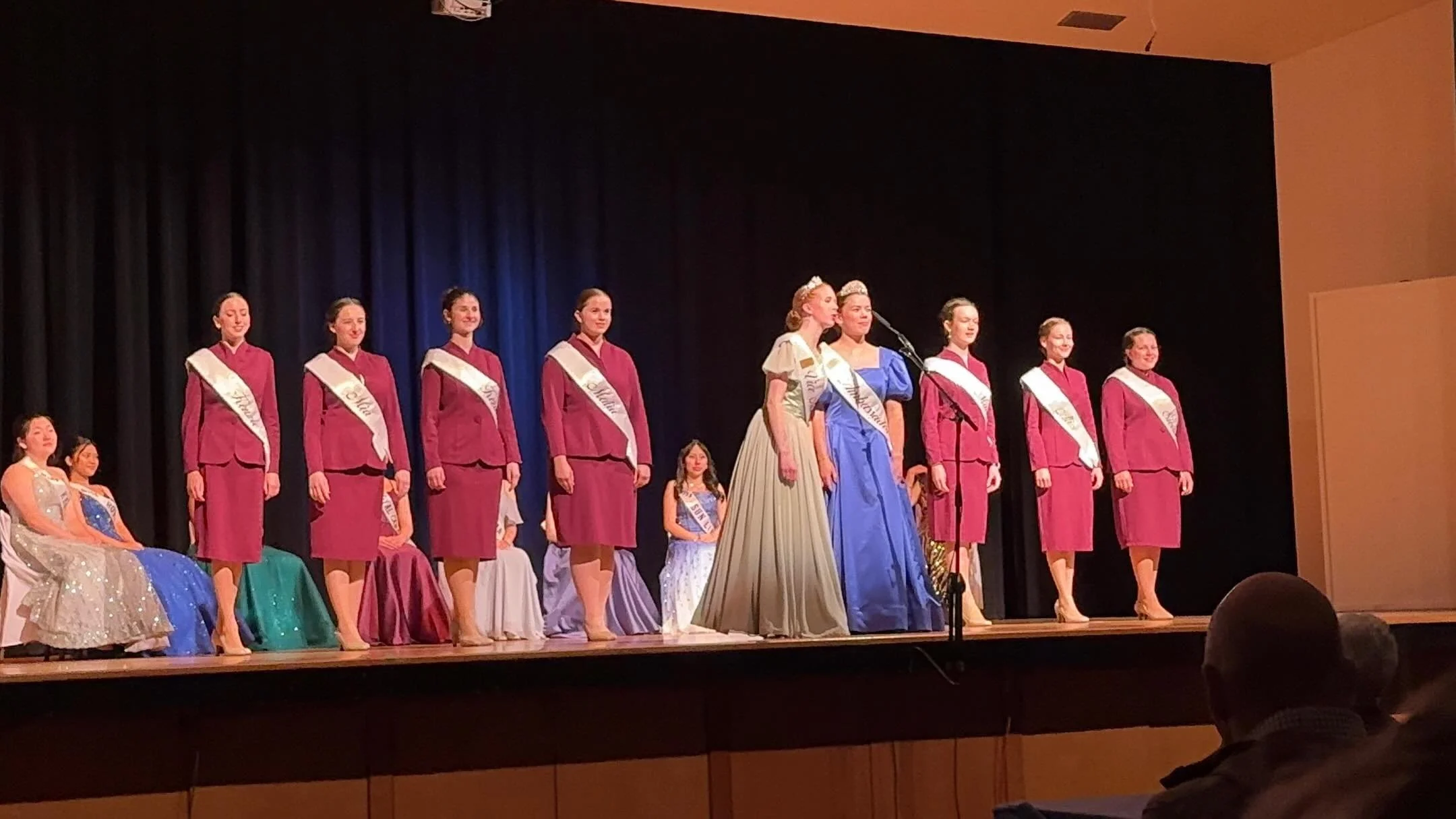 What a weekend! The entire team ventured off to Castlegar for Sunfest. Friday night we were thrilled to be able to take in the Miss Castlegar Pageant and visit with each of the candidates, outgoing and new ambassadors. We were up bright and early to 