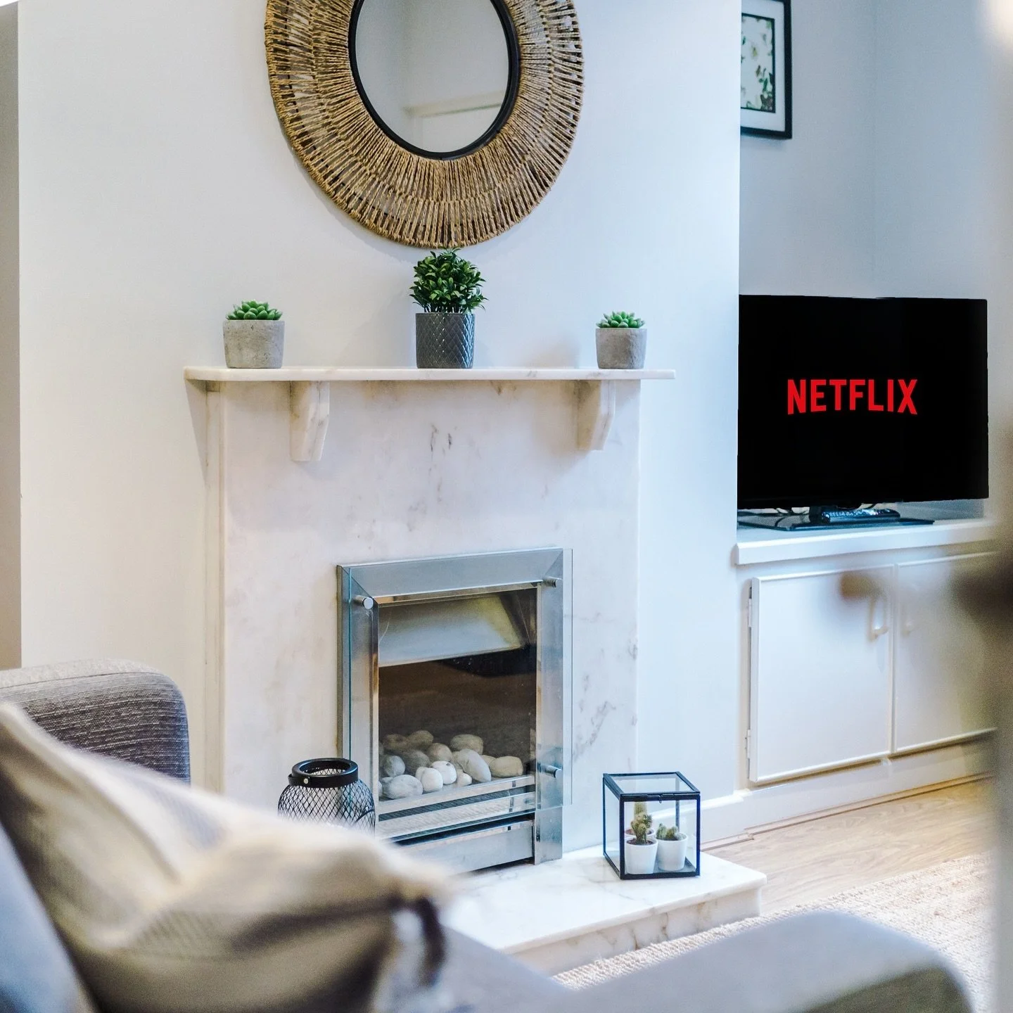 The autumn weather is getting me a little excited for cosy nights in 🍂 
At City and Costal, we have carefully designed each one of our properties so that you have everything you need, in every season. 
What’s your favourite season? ❄️ 🌷🌞🍁