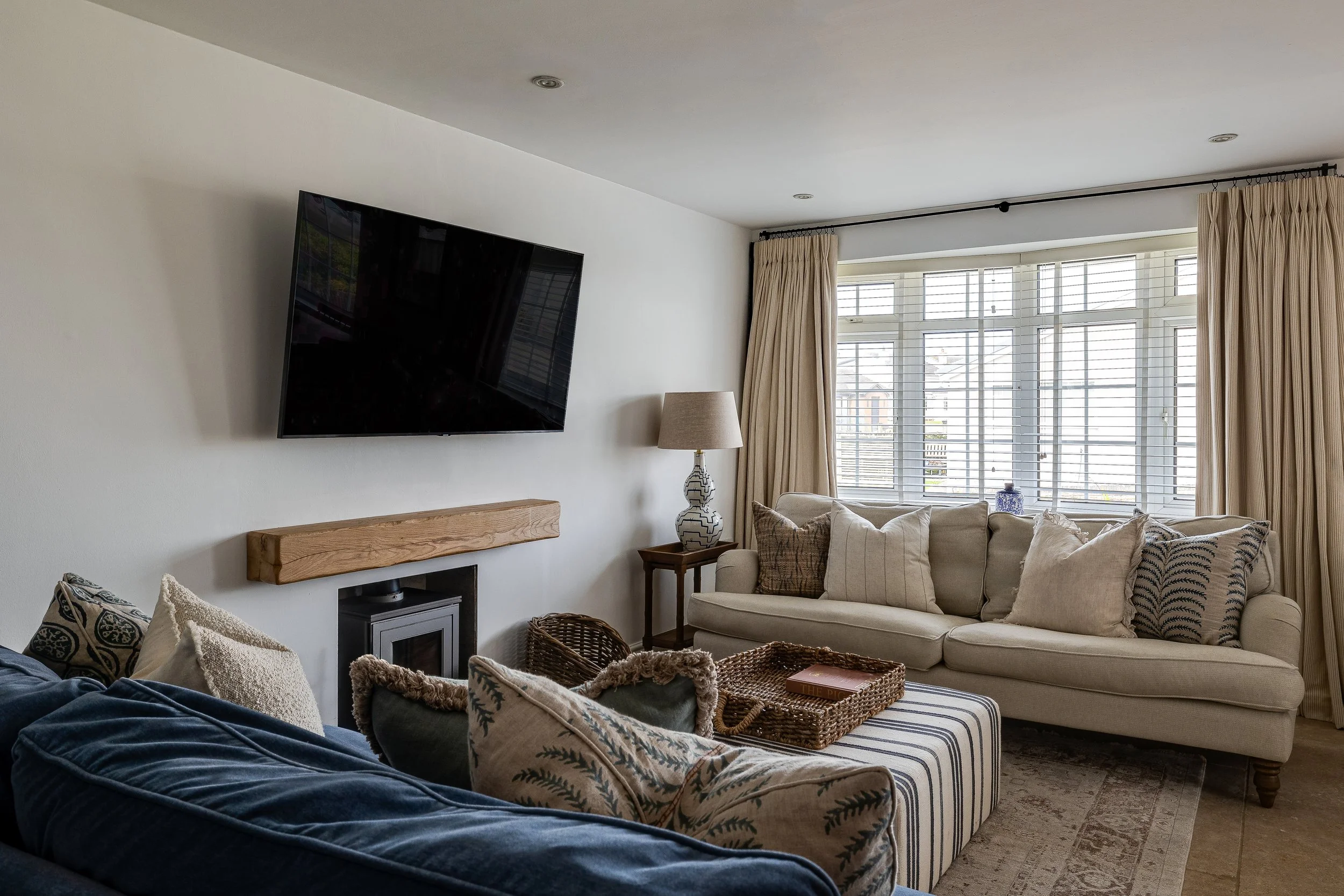 4J6A6547HDR-Editsisalymor.Highres copy.jpg