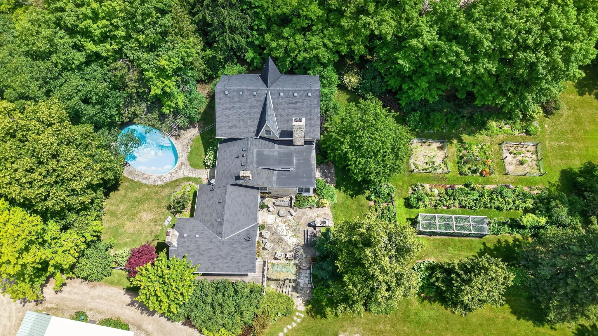 15668 Shaws Creek Road_250.jpg