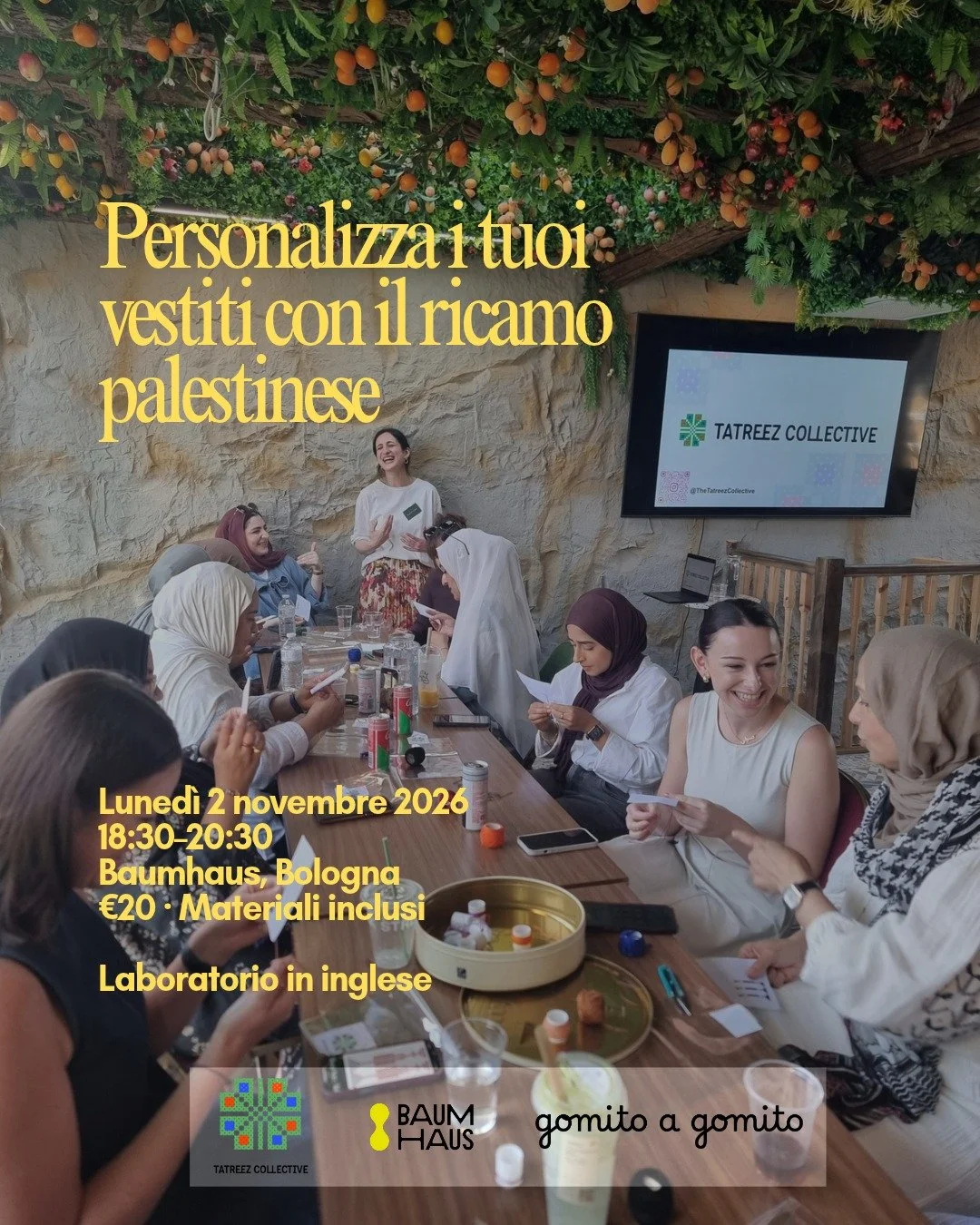 Locandina del laboratorio di ricamo palestinese Tatreez a Bologna, con partecipanti riuniti attorno a un tavolo. 2 novembre 2026, Baumhaus, ore 18:30–20:30, €20.