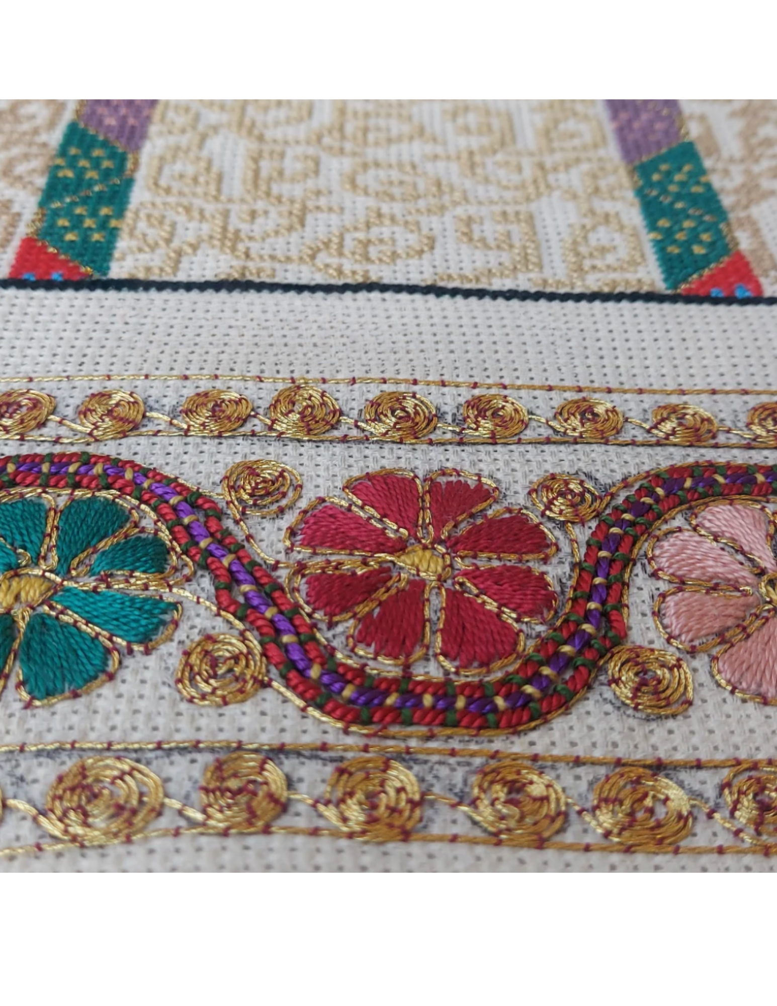 Tahriri Embroidery Kit Learn Palestinian embroidery.png