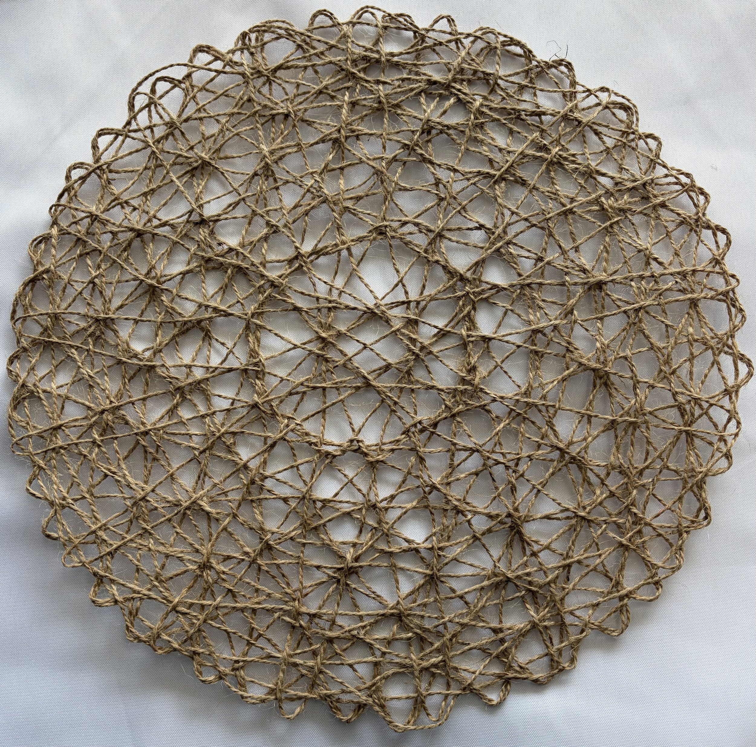 LIGHT JUTE PLACEMAT
$1.50 each