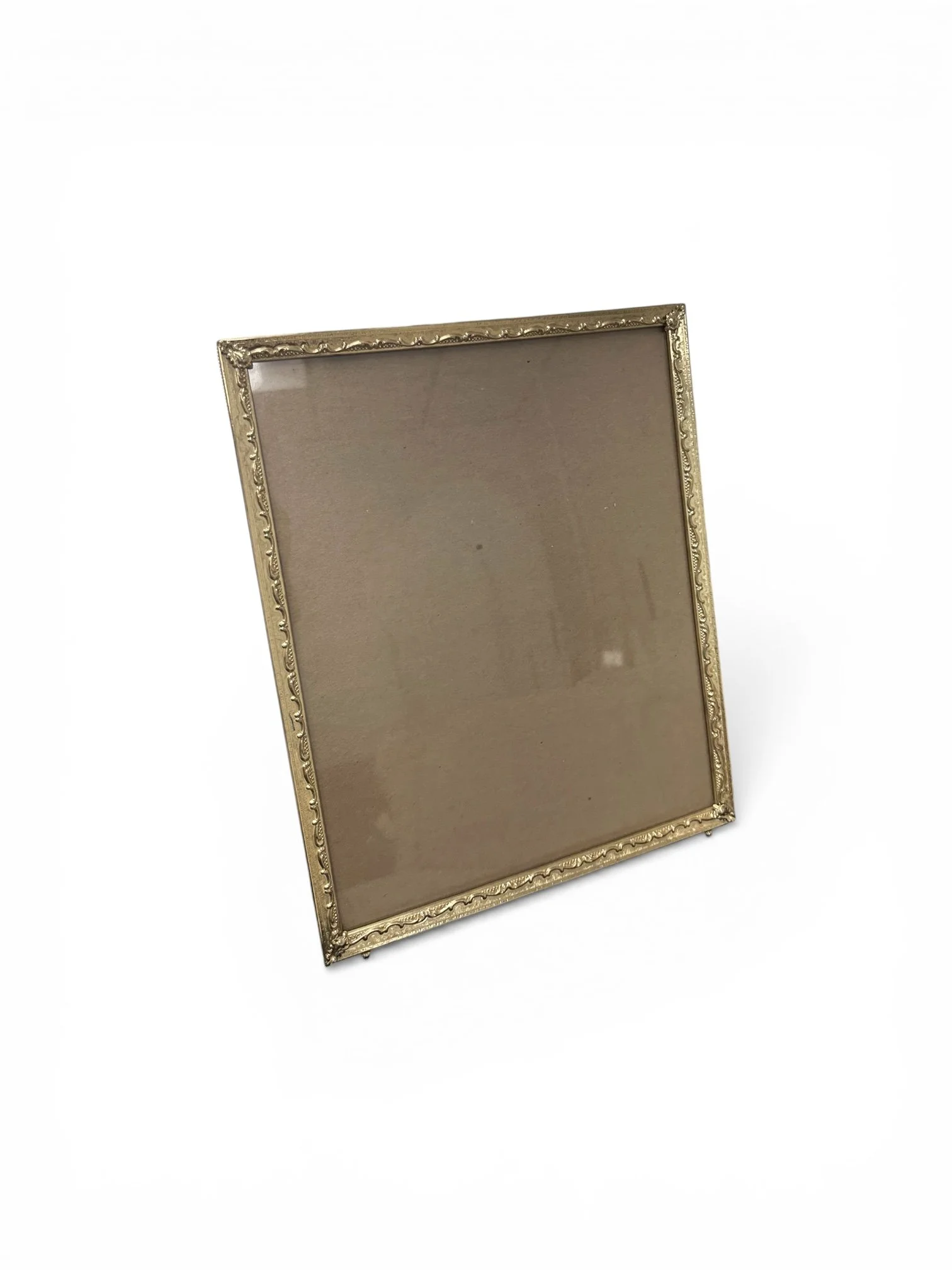 GOLD FRAME 8X10
$5.00