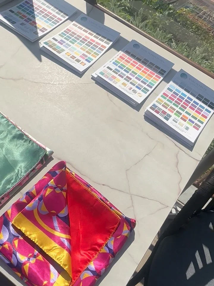 Ce week-end, j&rsquo;ai eu la chance de co-animer un magnifique &eacute;v&eacute;nement autour de la colorim&eacute;trie avec ma coll&egrave;gue Siobann, organis&eacute; avec soin par @loa.events 🌈

Un moment suspendu, au c&oelig;ur du Fort Saint La