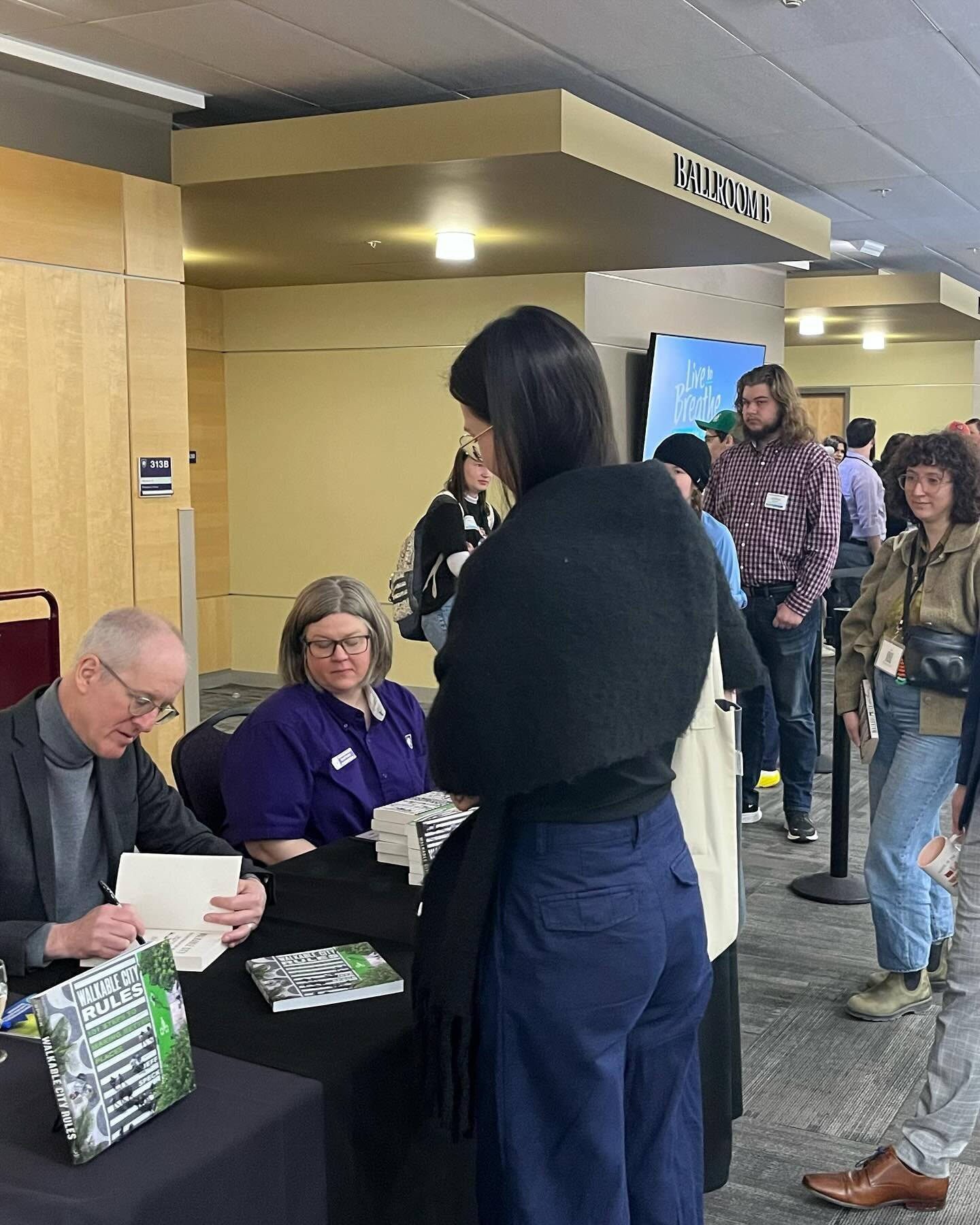 Great audience, mostly students, at Weber State in Ogden UT. Signed 85 books. Thanks, everybody!