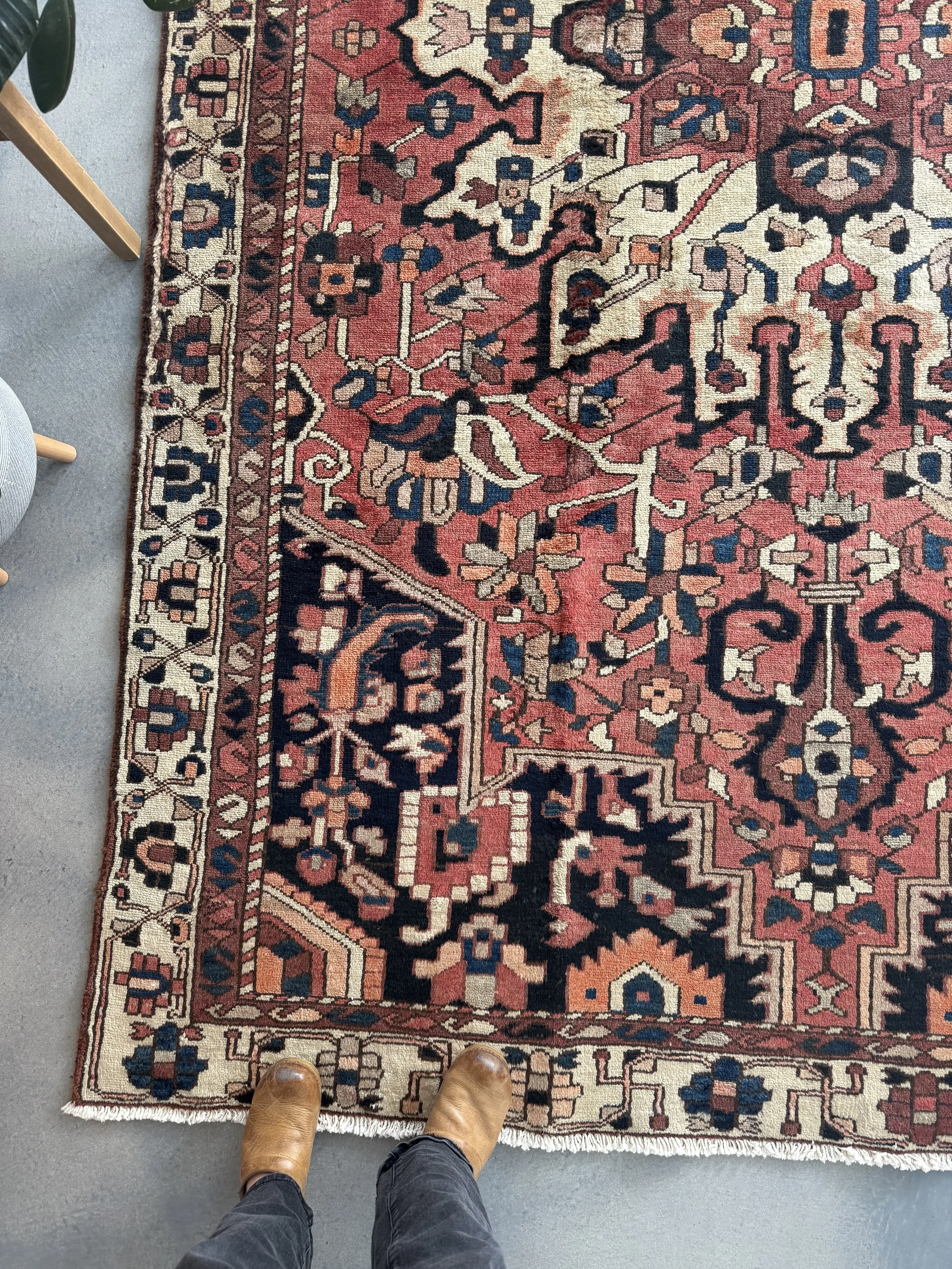 No. 1562 | 6'4 x 10'1