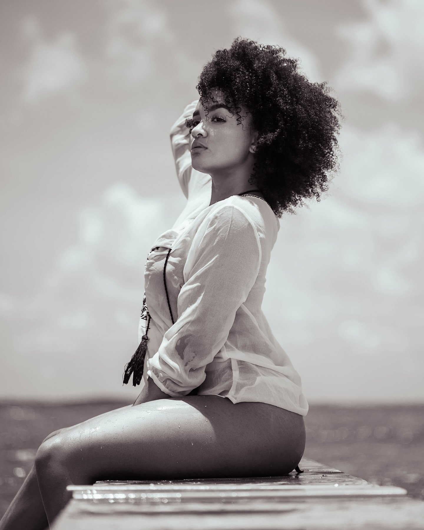 Sun-kissed and unapologetically powerful. Embracing the freedom of the sea breeze and the warmth of the sun. 🌞✨ 

Model: @celcenteredd 🖤

#BoldAndBeautiful #OceanVibes #NaturalBeauty #jmcinnovations #tampaphotographer #orlandophotographer