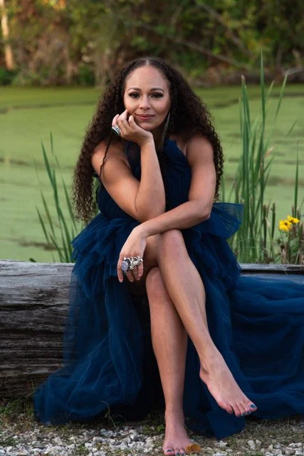 Singer Songwriter Series : Robbin Barnes