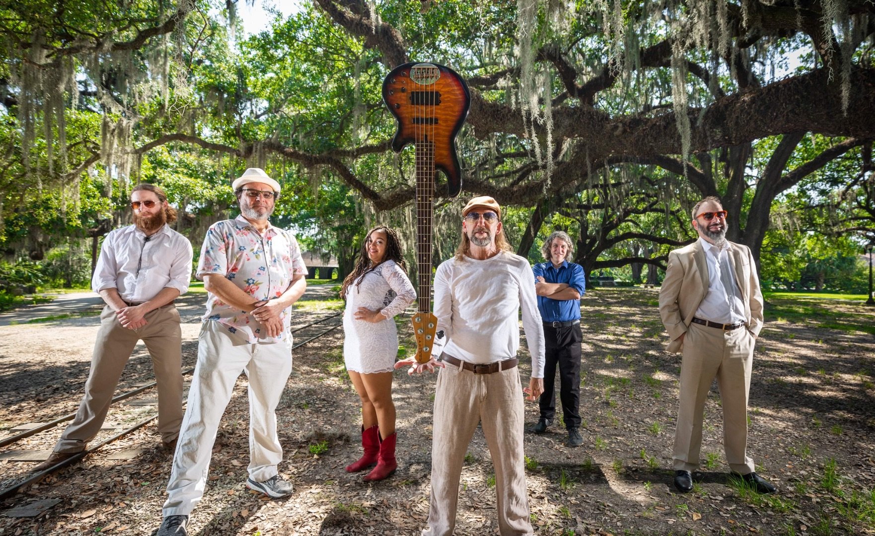 Front Lawn Performance : OTRA x Sam Price