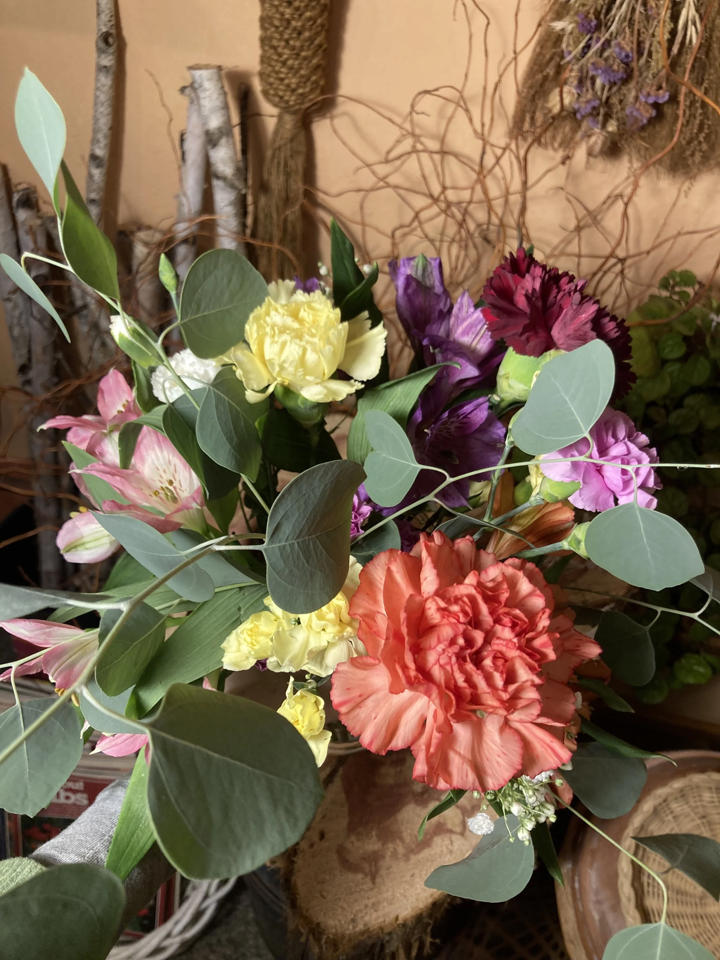 Medium mixed bouquet.jpg