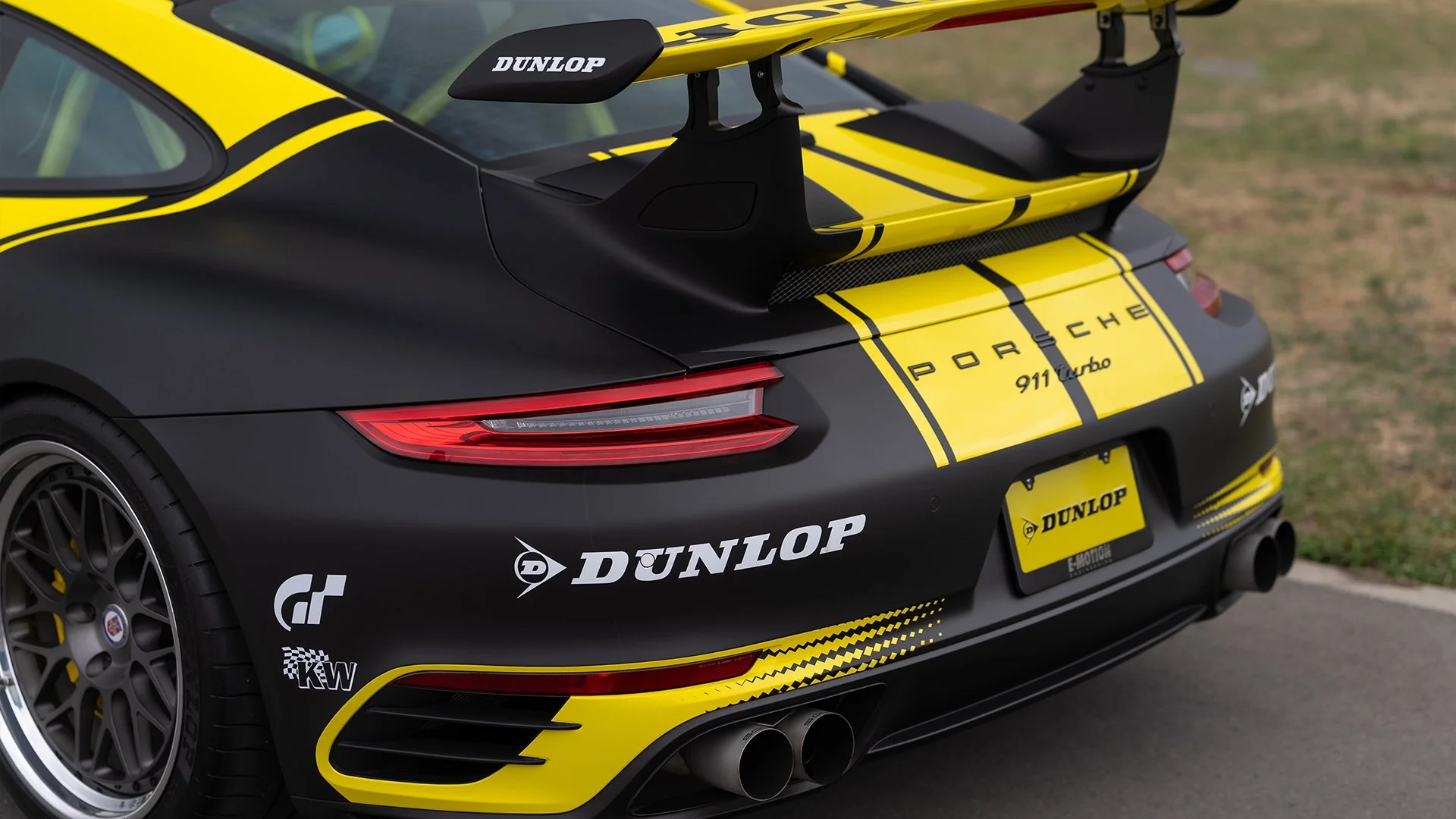 Dunlop-liveryArtboard 1 copy 4.jpg