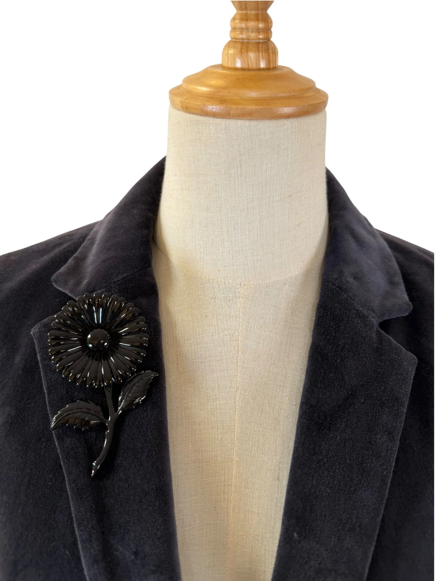 Styled Black Daisy.jpeg