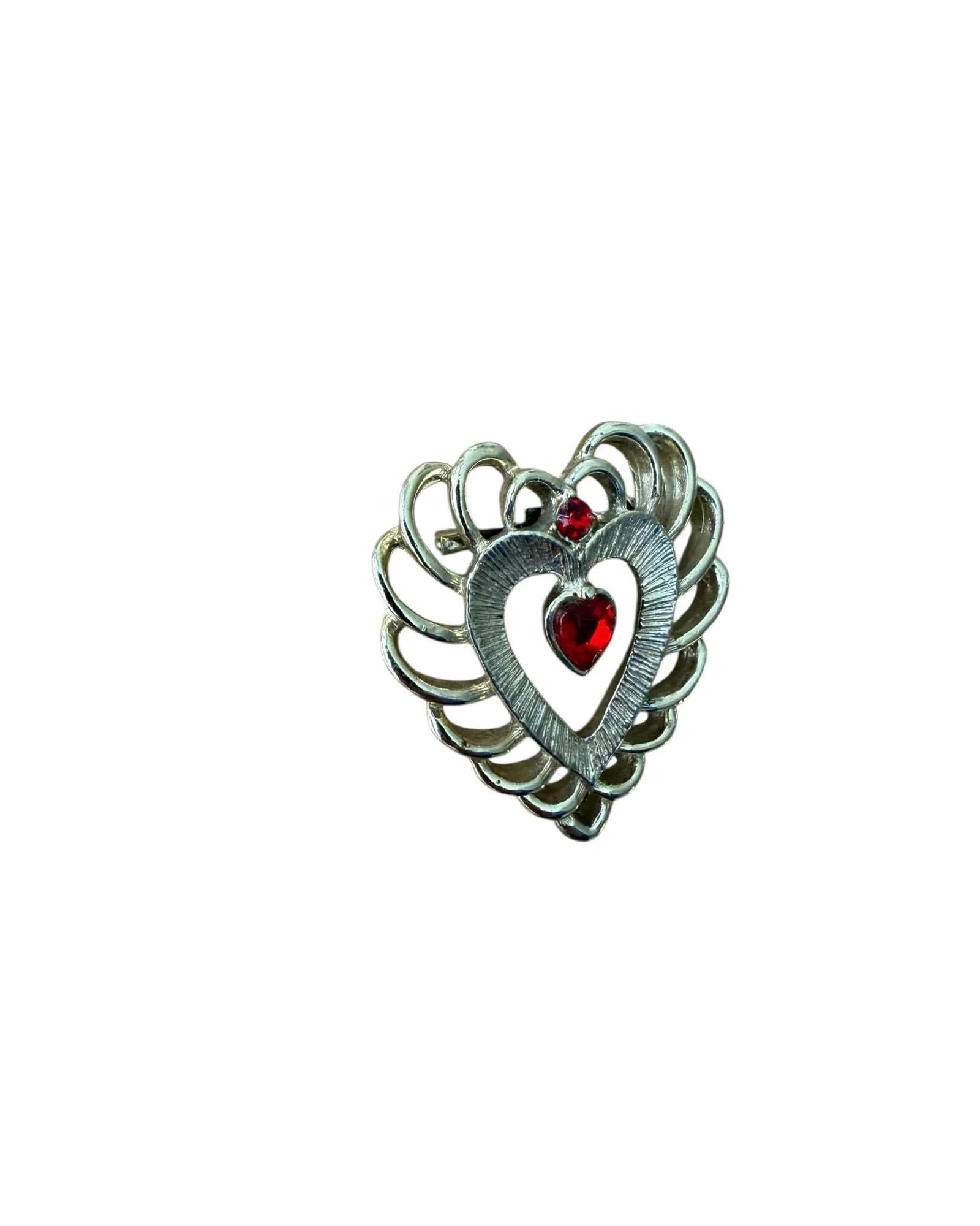 Scalloped Heart Brooch (4).jpeg