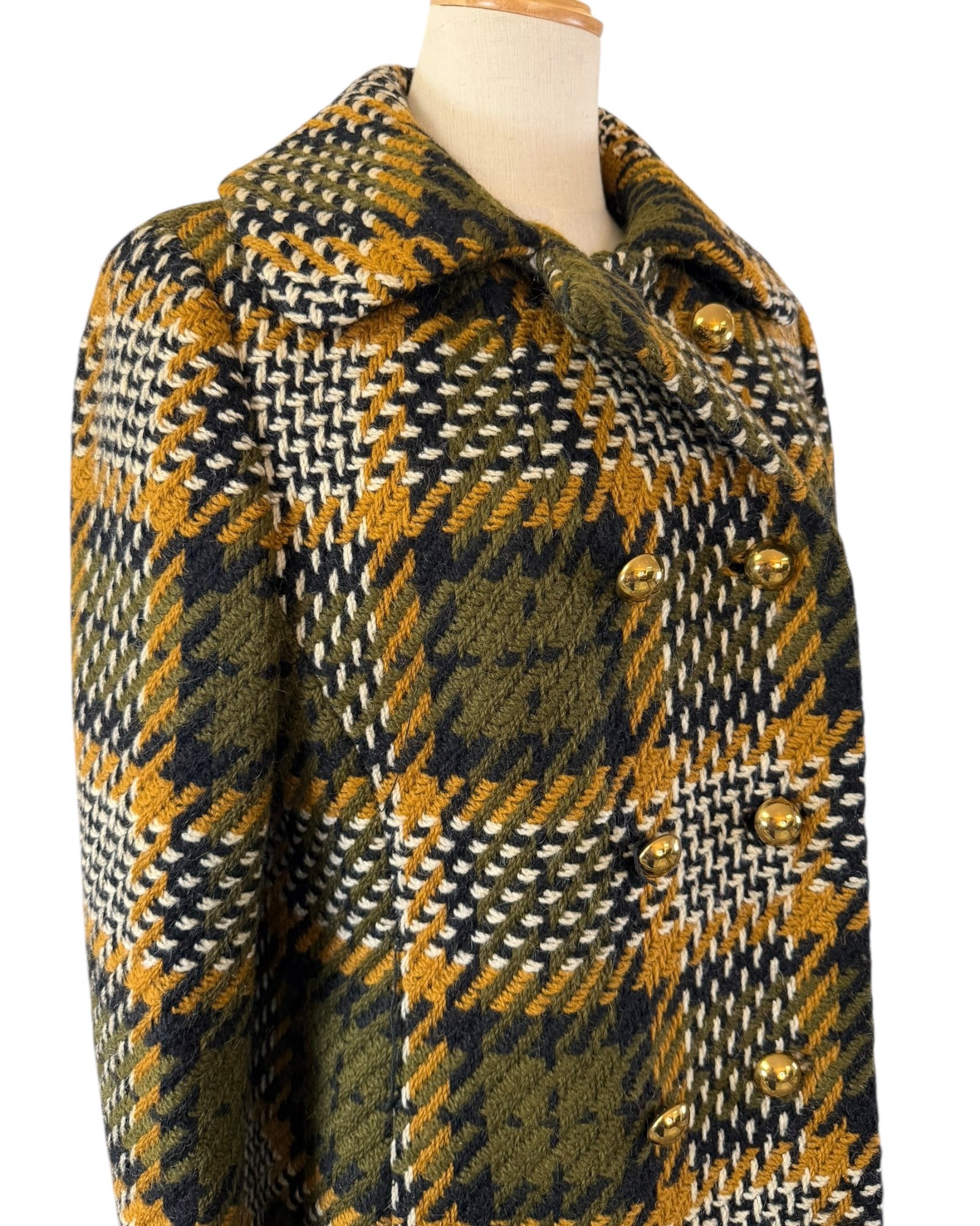 Irvama-Carmel Coat (13).jpeg