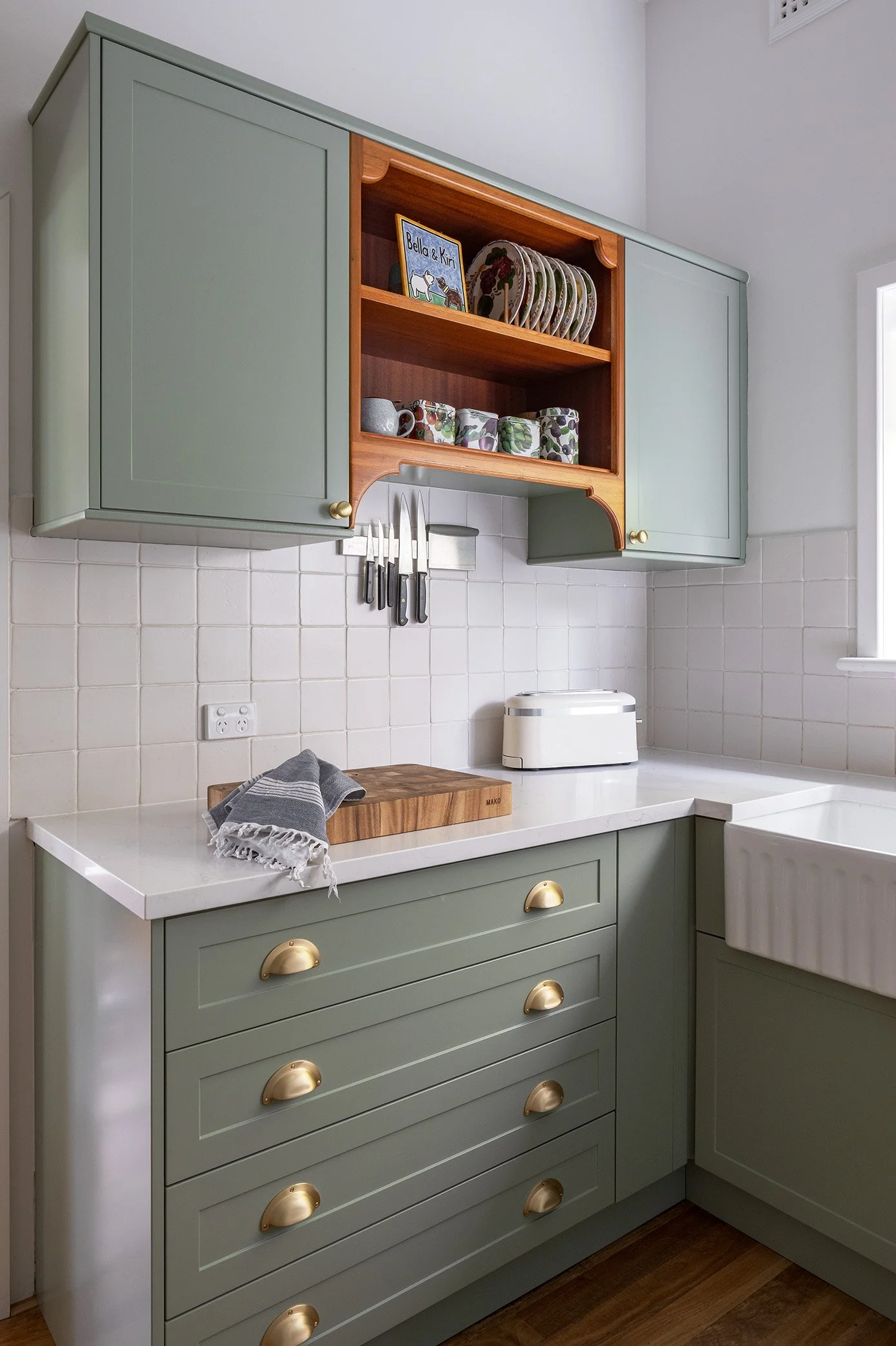 RD_CRAWLEY_006_small.jpg