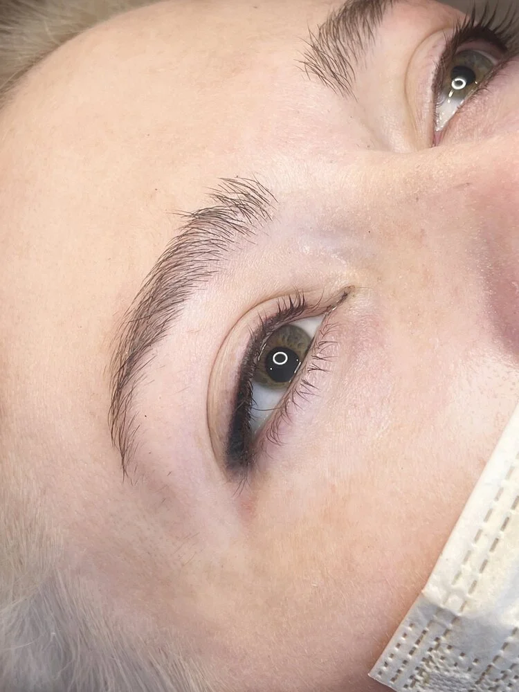 Portfolio item of permanent eyeliner
