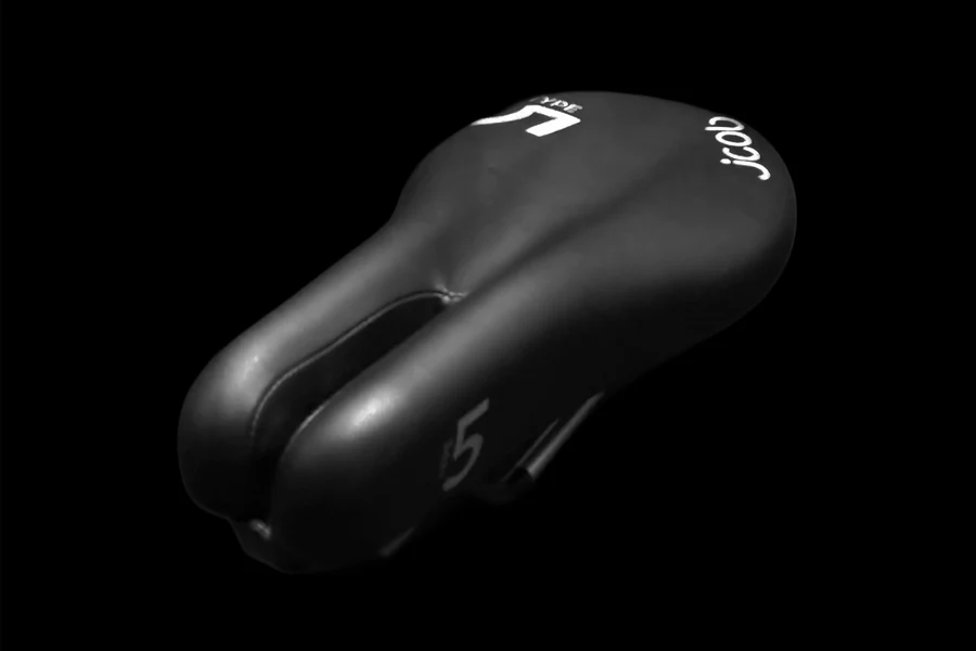 Saddle_Type5_Yumi_Main3_900x.png