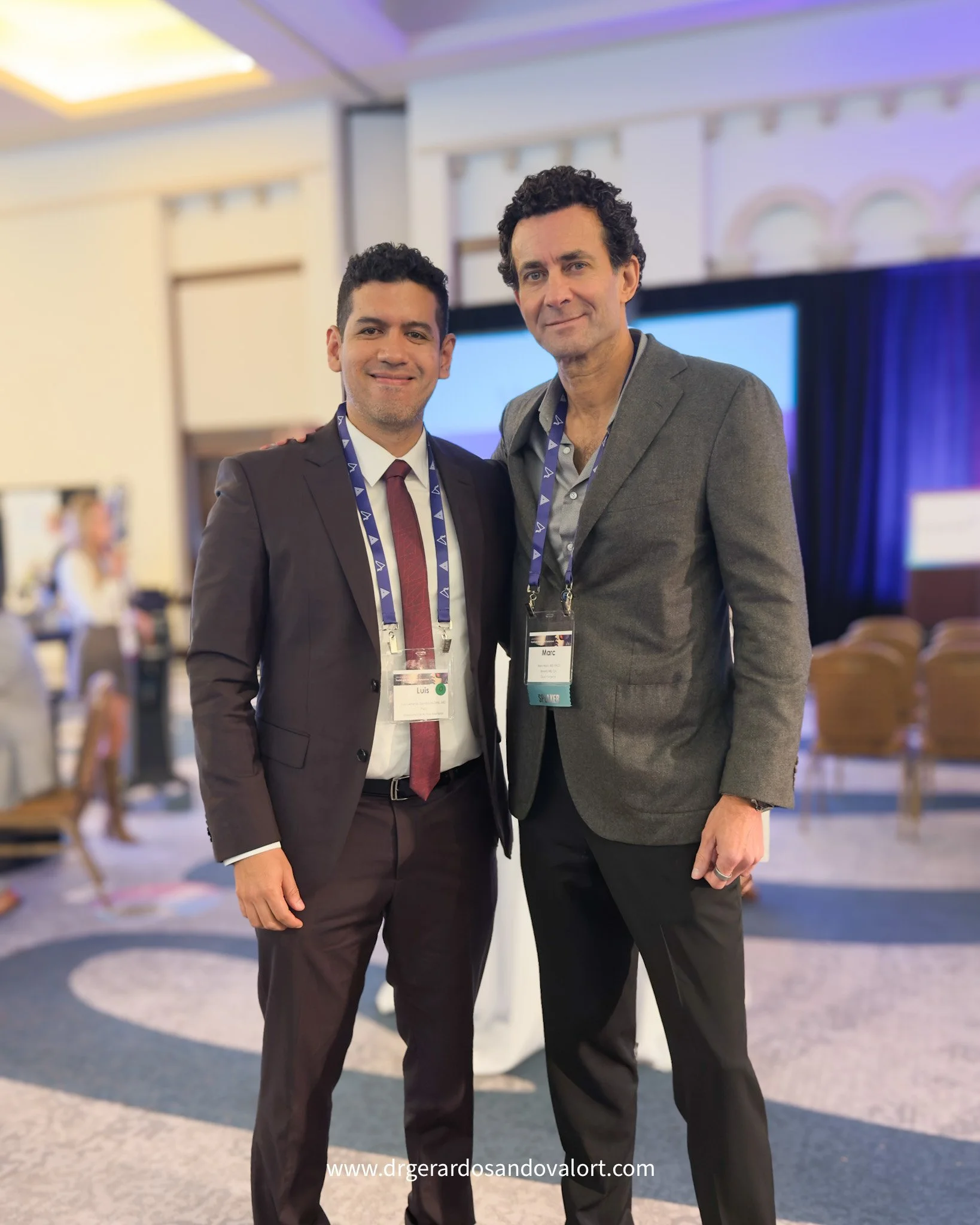 El Dr. Luis Gerardo Sandoval junto al Dr. Marc Mani, creador de las técnicas  Endoscopic Scarless Lift & Open Total Composite Flap Face-lift en boca raton THE AESTHETIC SOCIETY