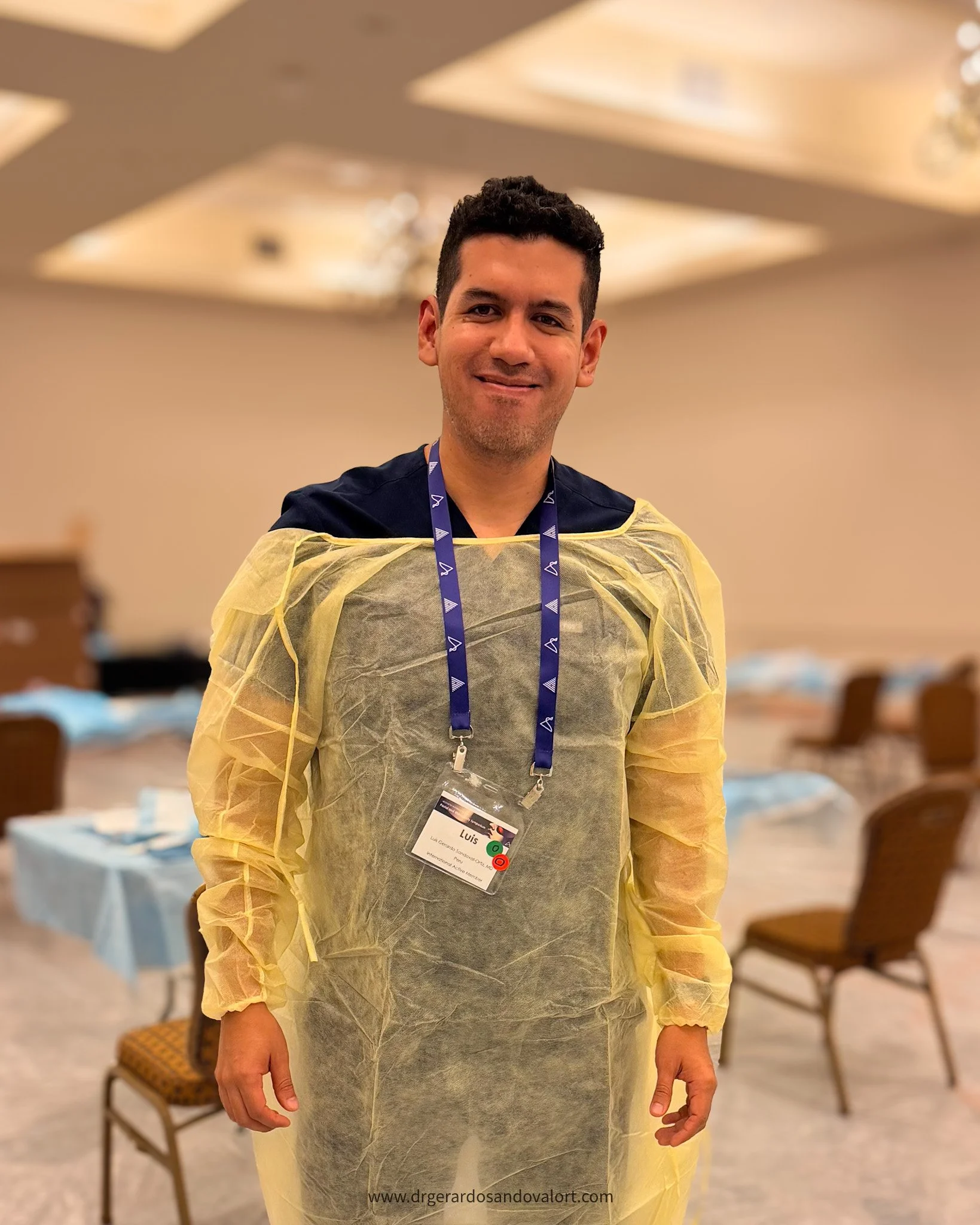 Primer día de cadaver lab en rinoplastia y cirugía facial abierta.