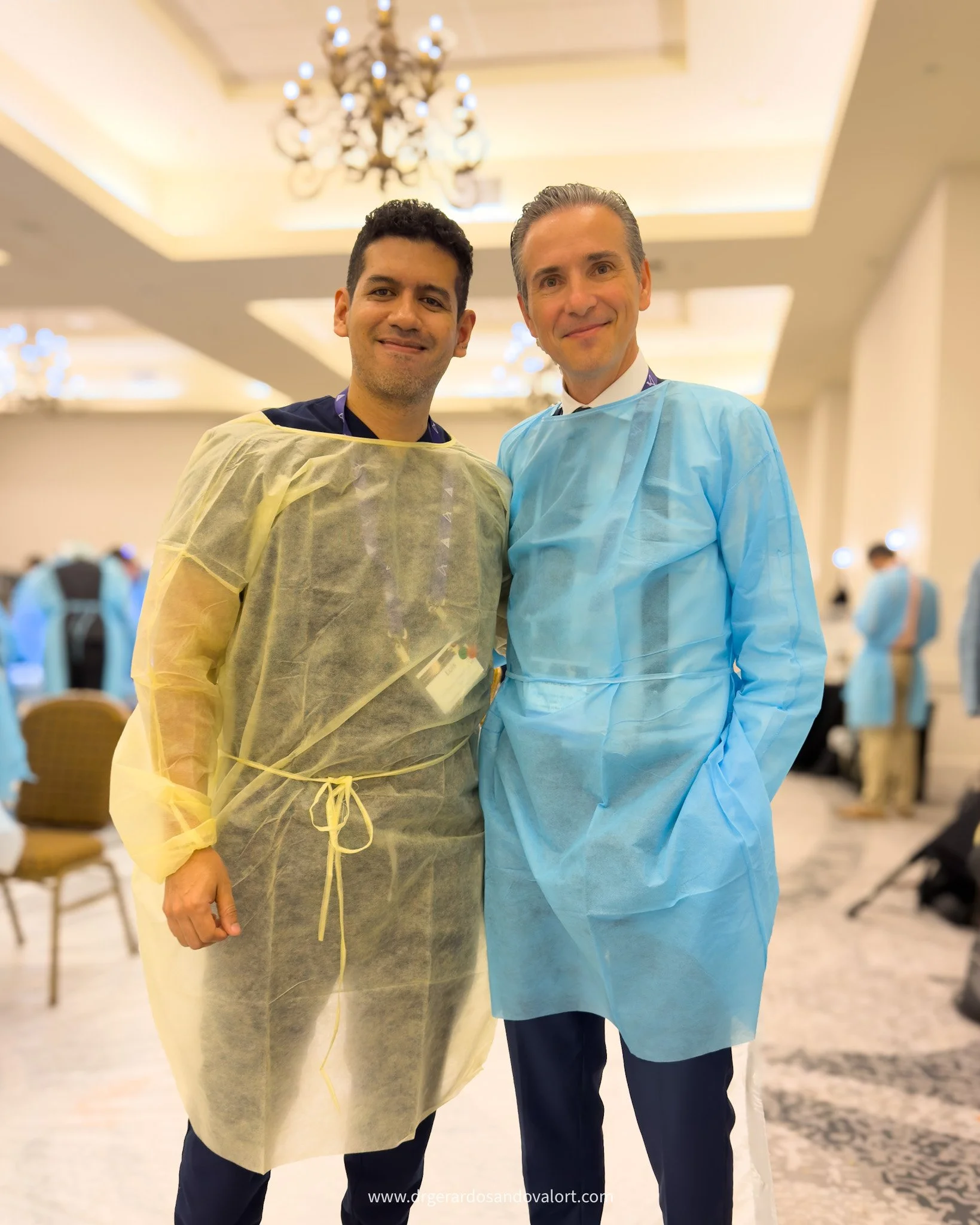 Cadaver lab en cirugía facial y rinoplastia, junto al Dr. Francisco Gómez Bravo, durante el Facial &amp; Rhinoplasty Symposium en Boca Raton