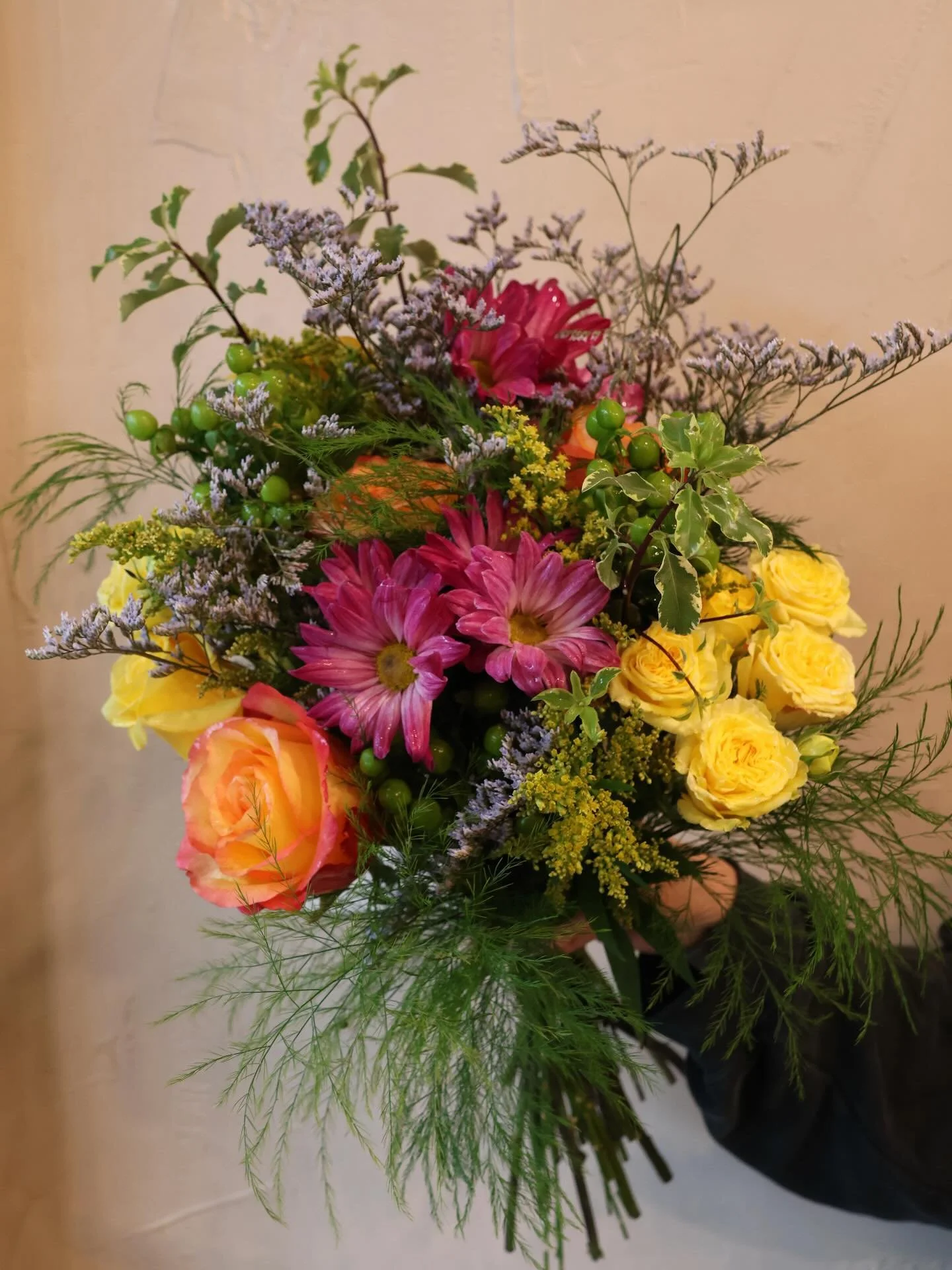 Happy Sunday!

#shadesofpetals #flowers #flowersofinstagram