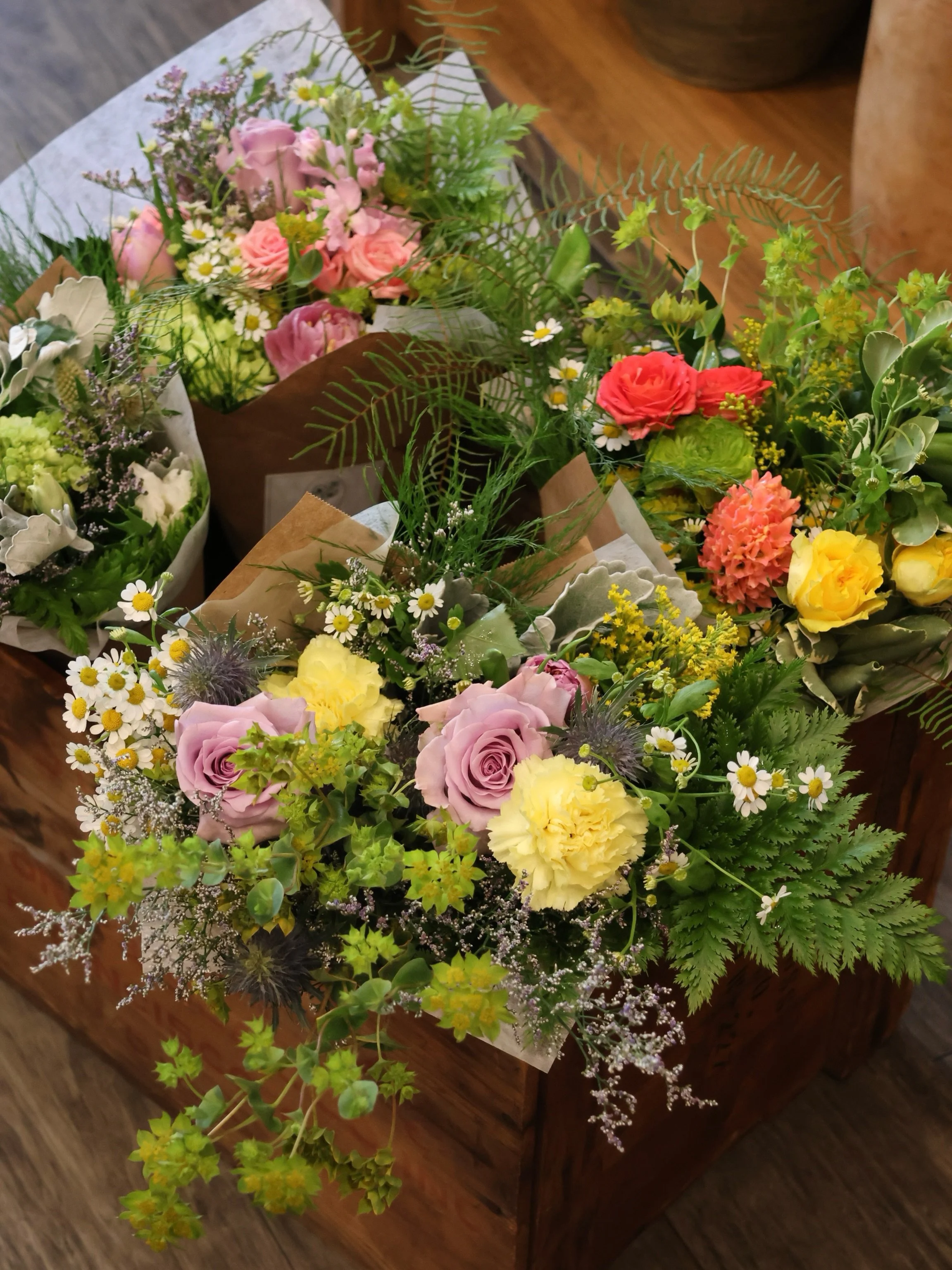 Mother&rsquo;s Day flowers are live! You can pre-order on our website 💗

#flowers #shadesofpetals #flowersofinstagram #mothersday