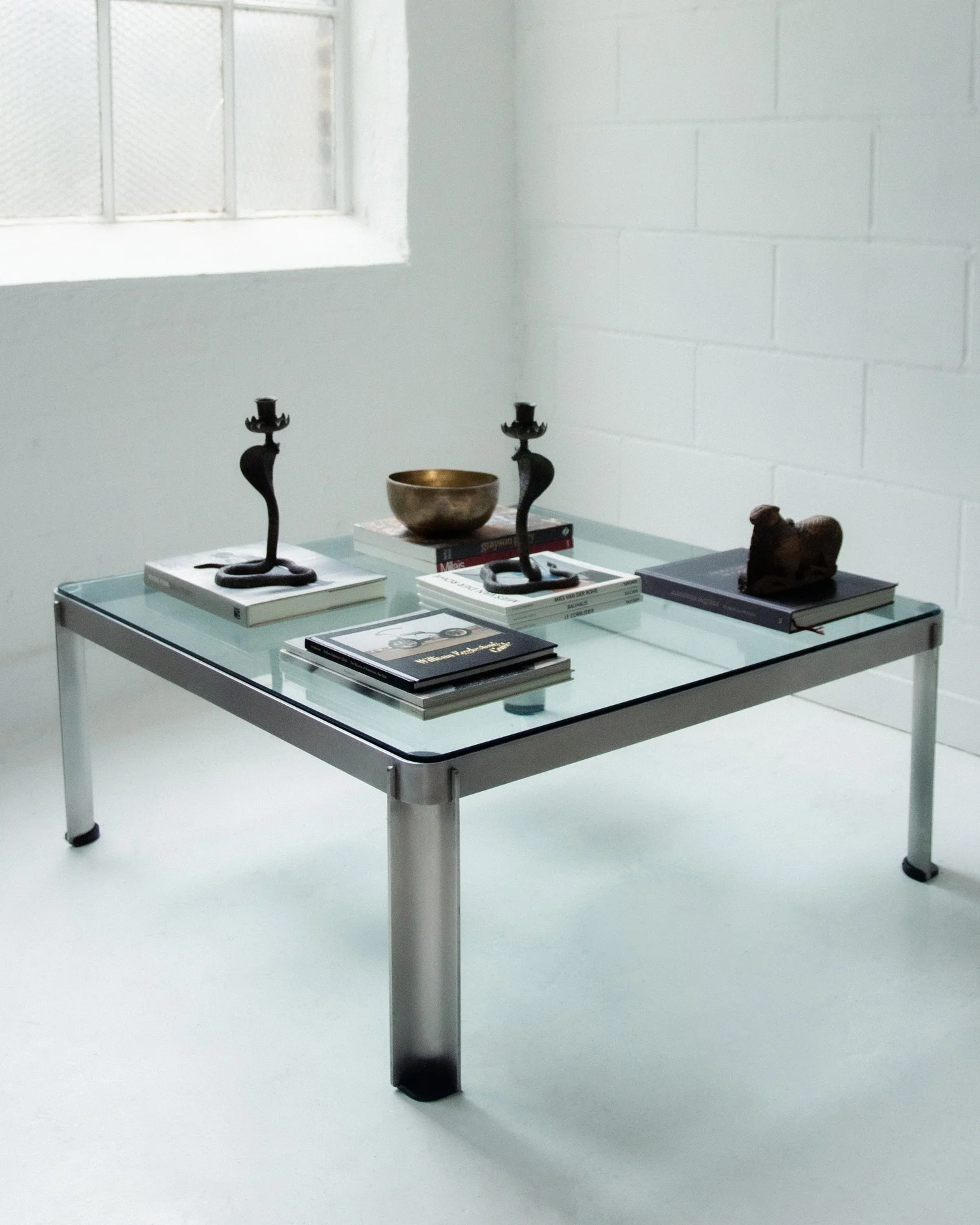 T113 Coffee Table by Osvaldo Borsani — Birnbaum London