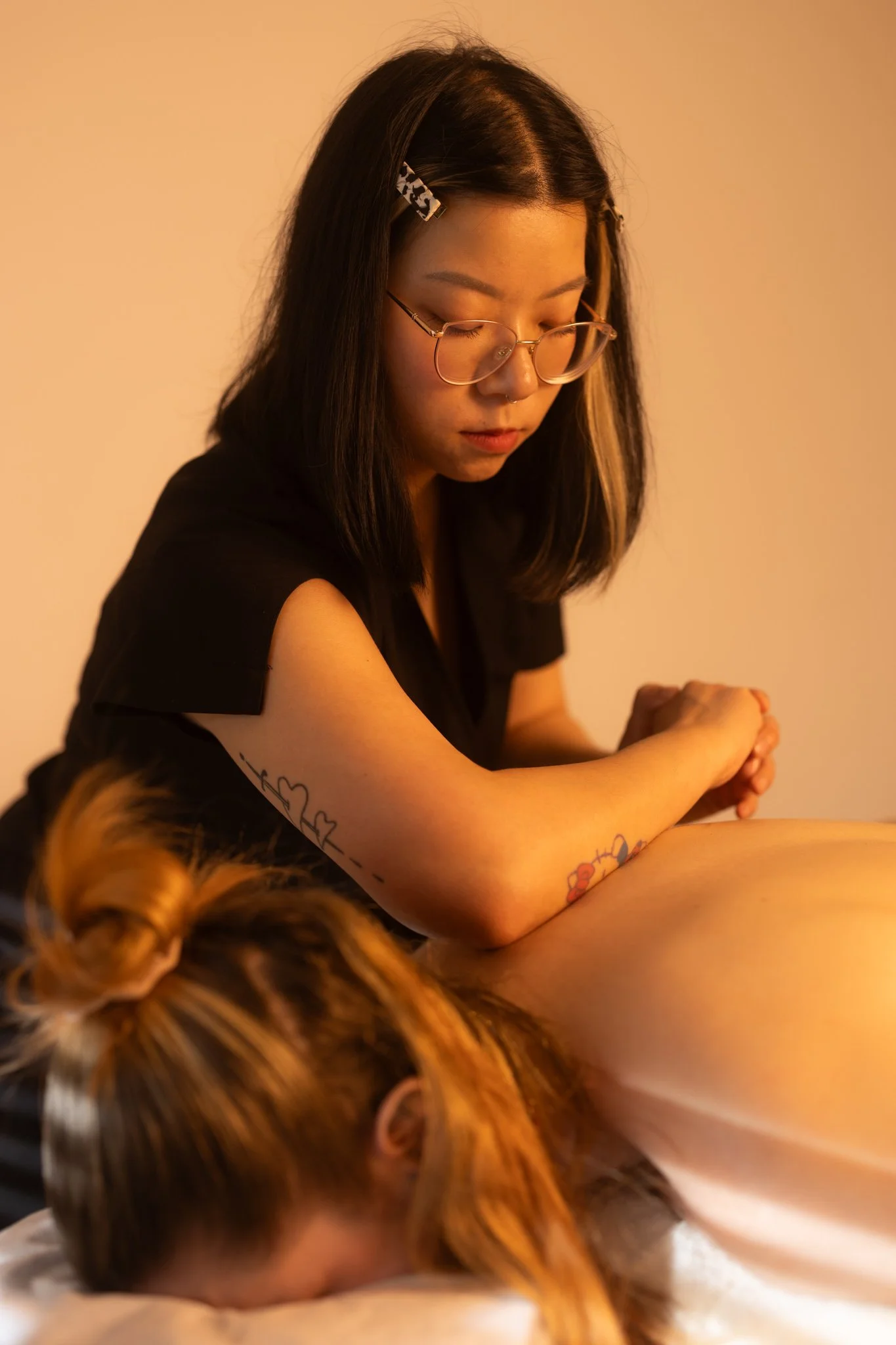Anouk_massage_YA_web-7366.jpg