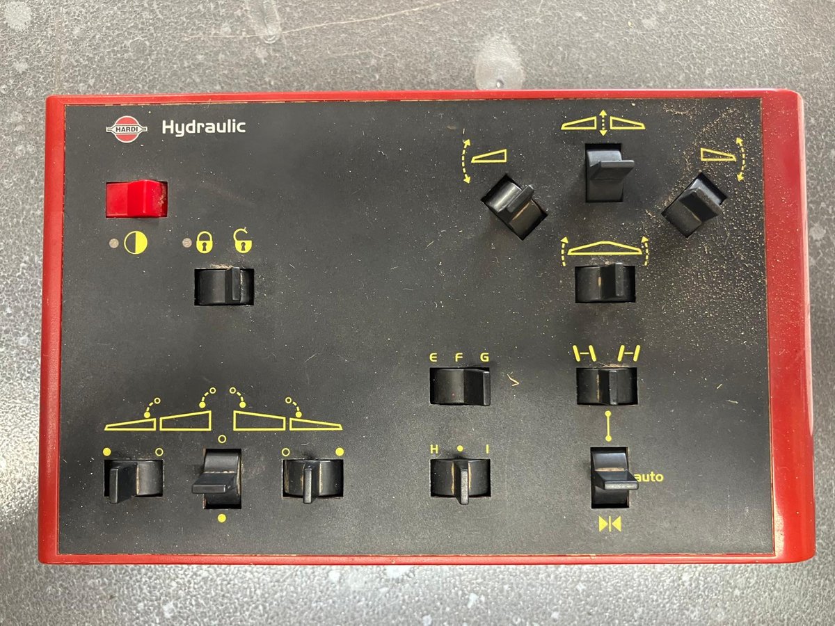 WhatsApp Image 2025-10-07 at 13.48.51_c53d10ff.jpg