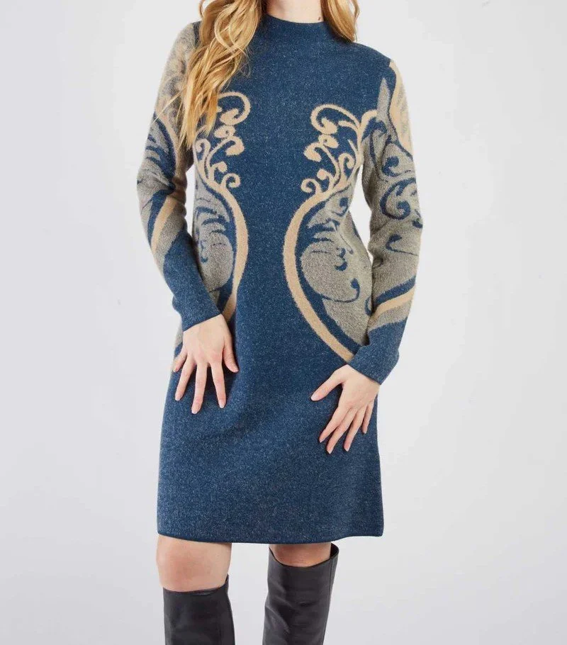 Vestido corto de punto con jacquard