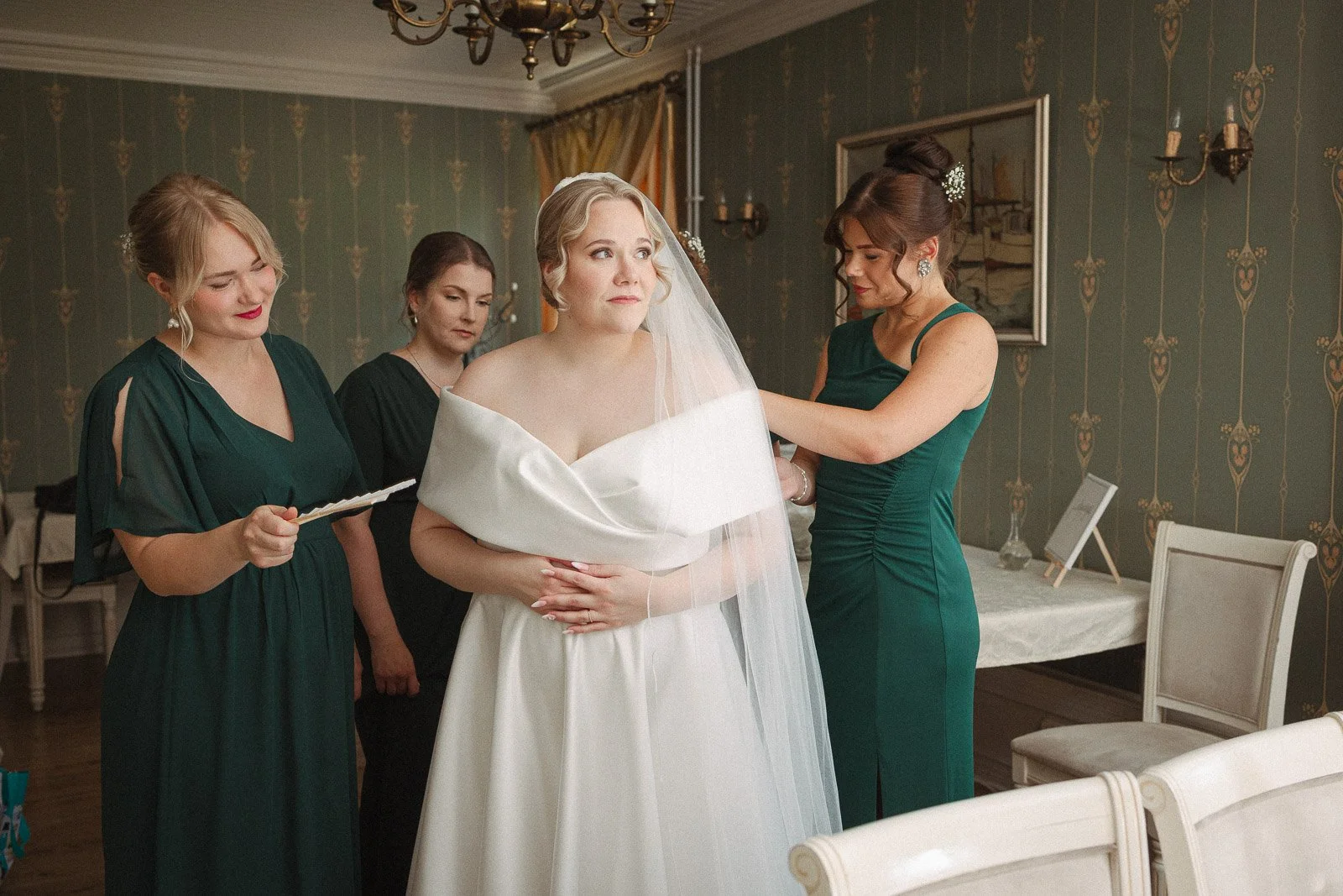 hääkuvaus Vaihmalan hovissa