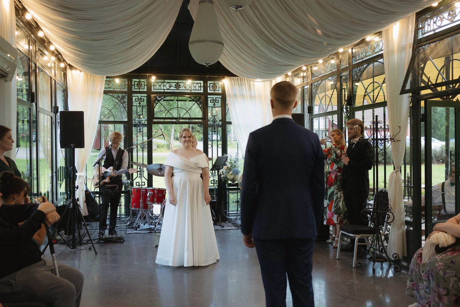 hääkuvaus Vaihmalan hovissa