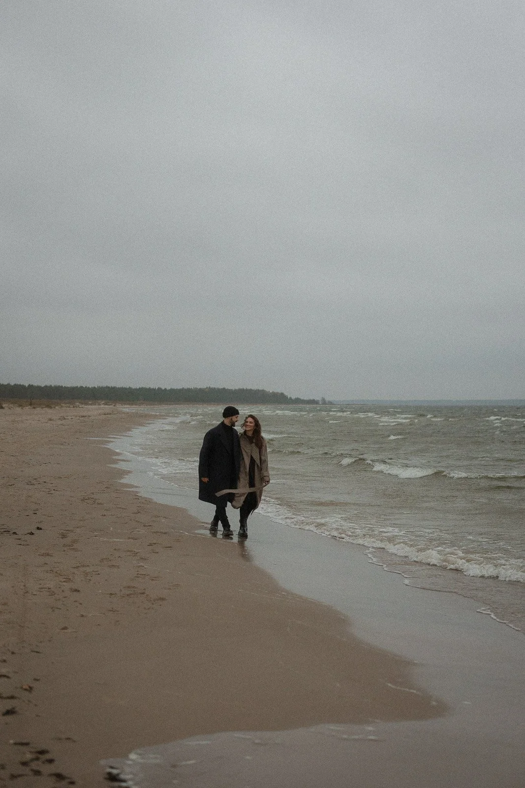 parikuvaus myrskyisässä yyterissä