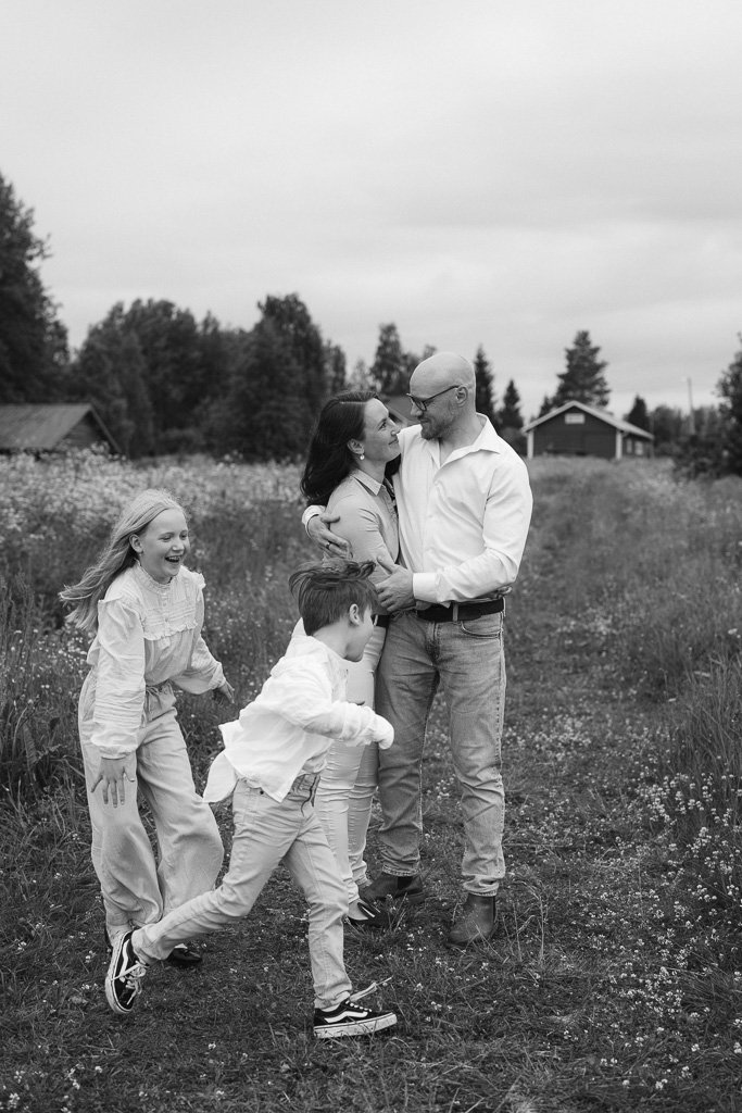 perhekuvaus Lapissa Pellossa