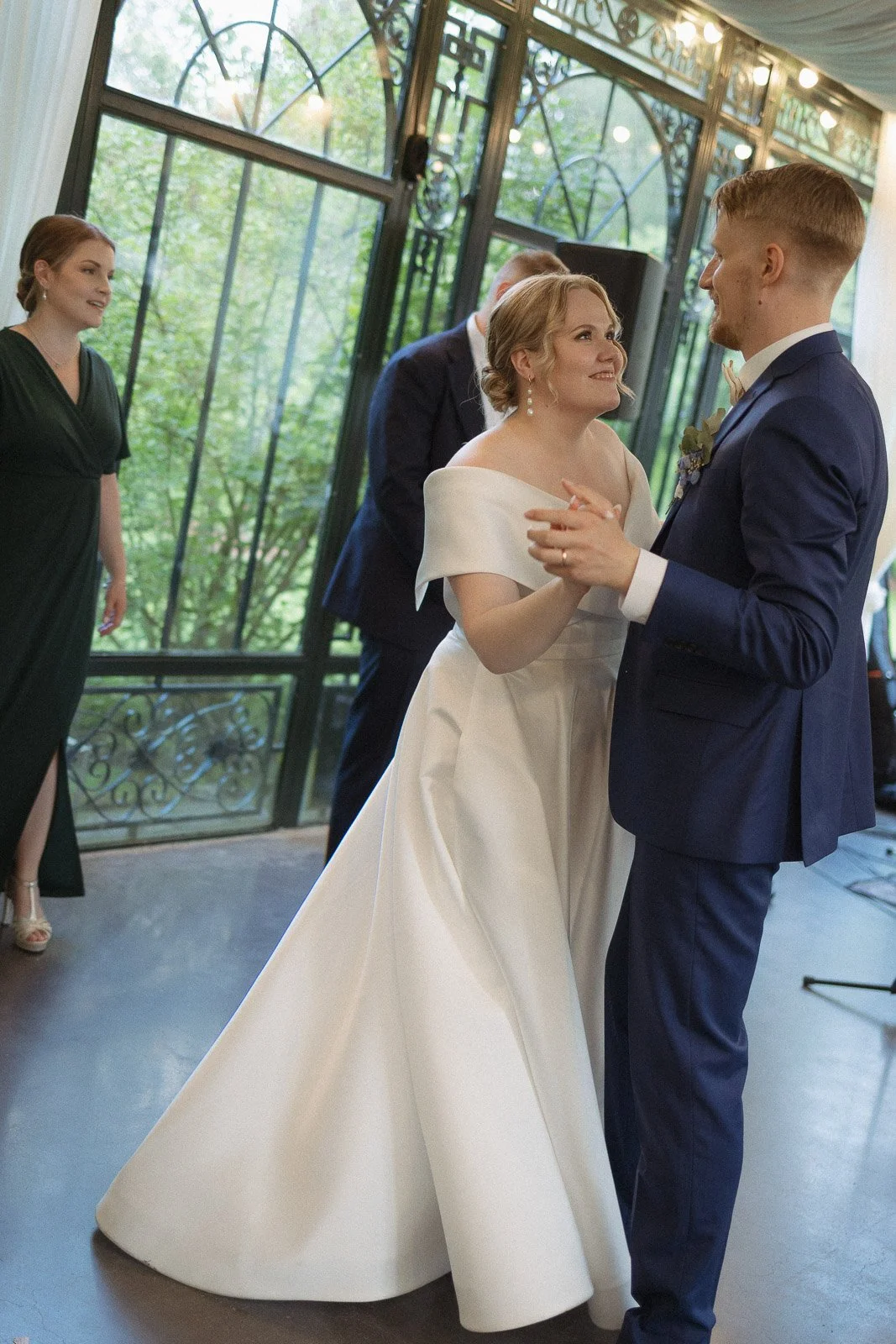 hääkuvaus Vaihmalan hovissa