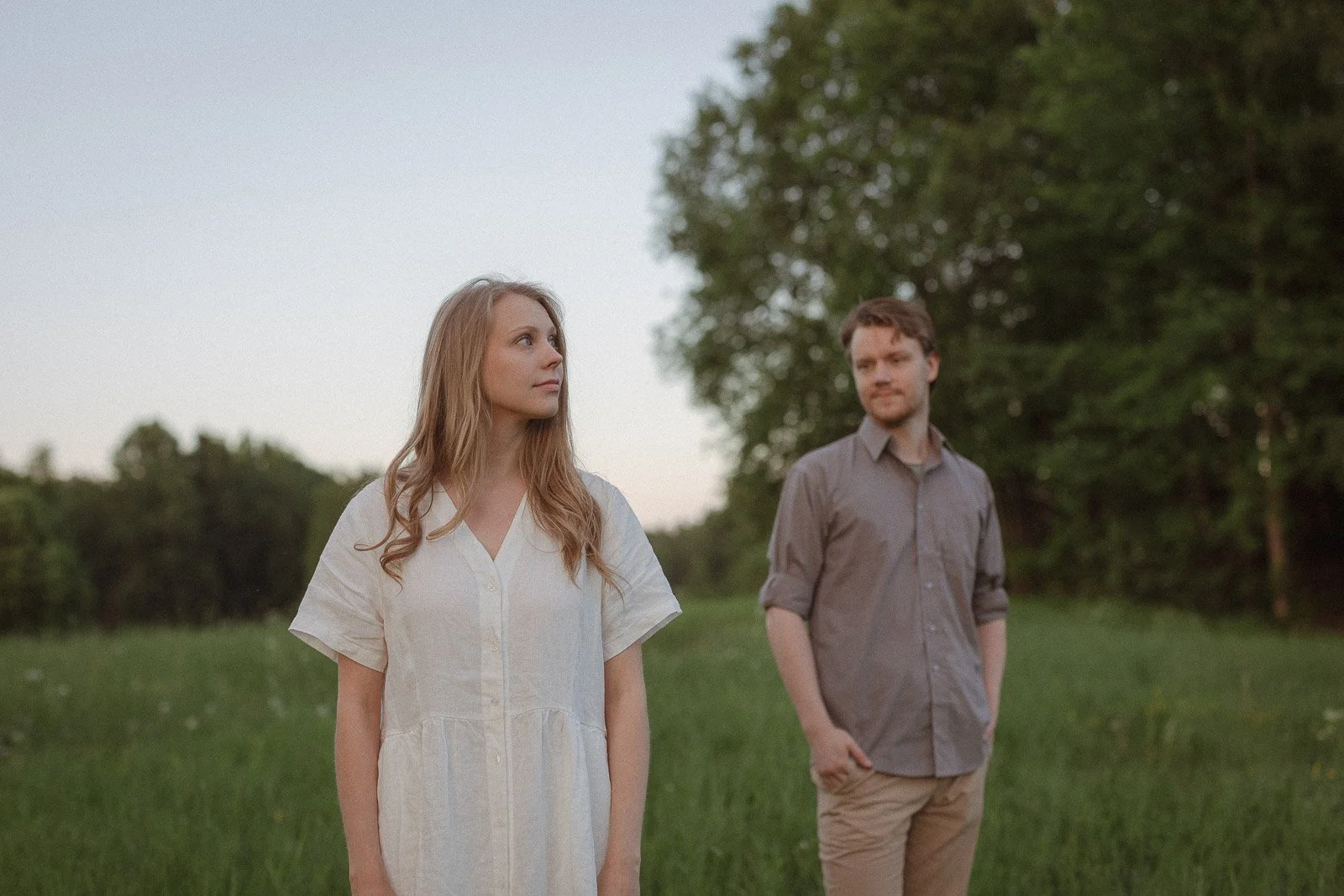  tunnelmallinen parikuvaus Tampereella iltavalossa