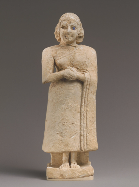 Standing female worshipper 2800-2500 BC