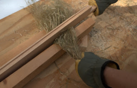 Flax breaking — separating the fibres from the woody core