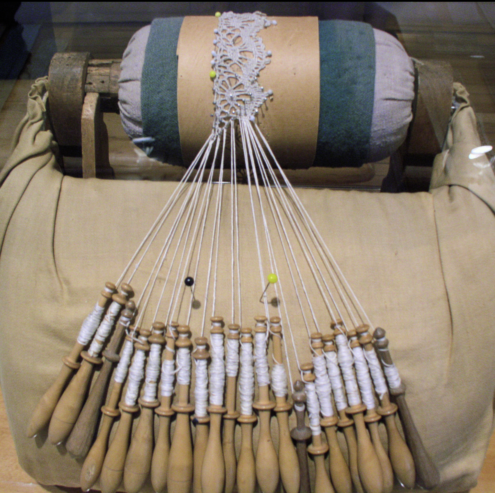 Traditional Bobbin Lace Making — European Lacemaking