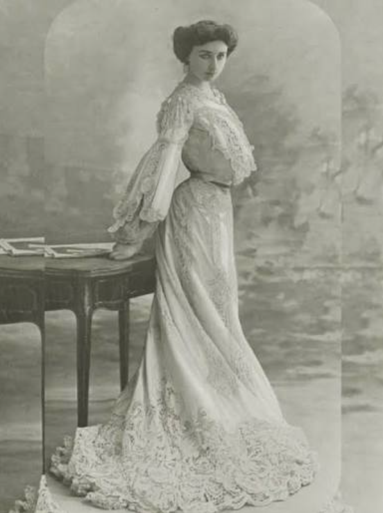 Belle Époque Fashion — Elegant Dress with Lace Detailing