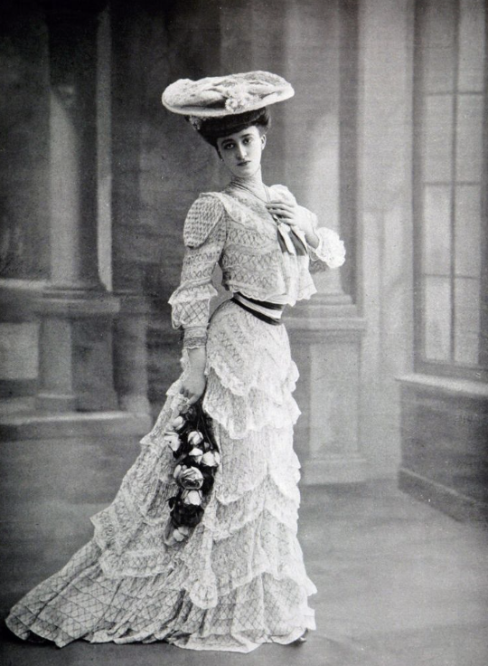 Edwardian Fashion — Elaborate Lace Dress and Decorative Hat
