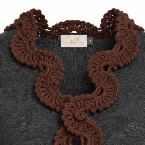 Studio Myr BAROQUE – Detail of the Francisca jacket showing the hand-crocheted Baby Alpaca lace collar and carefully finished neckline