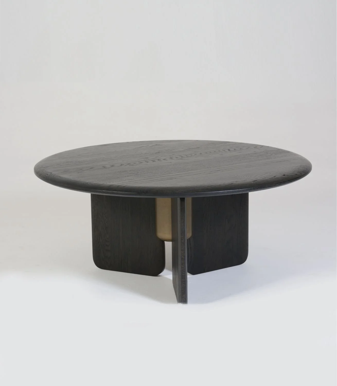 faifo-coffee-table-ebonized-oak-dia100cm.jpg