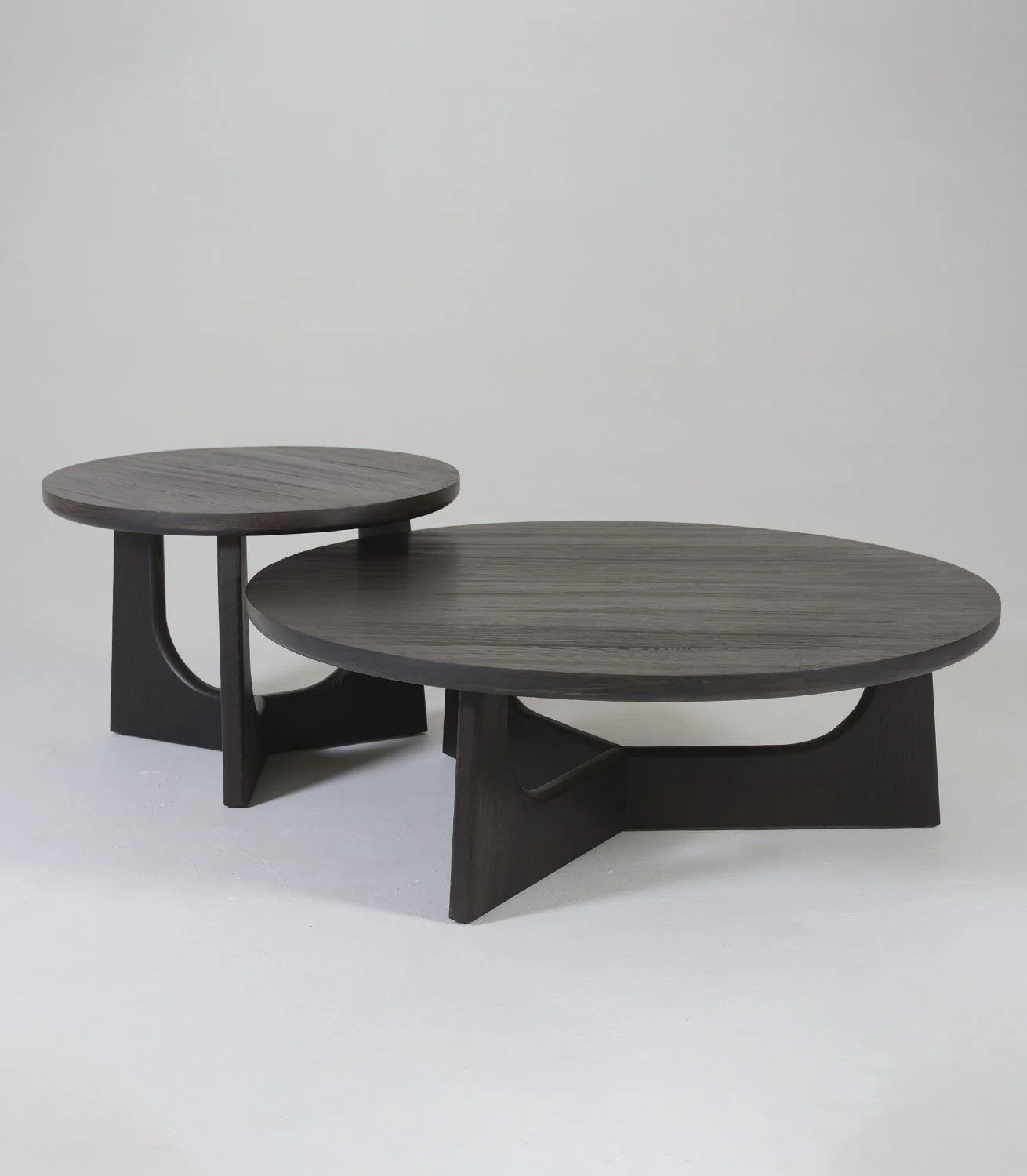 dawn-coffee-and-side-table-solid-oak-mazz-brown.jpg