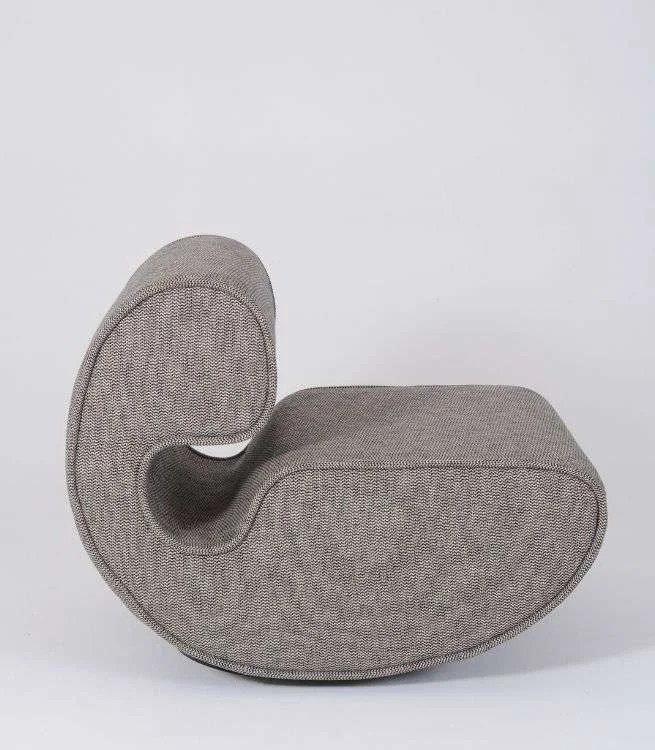sculpture-chair-1.jpg
