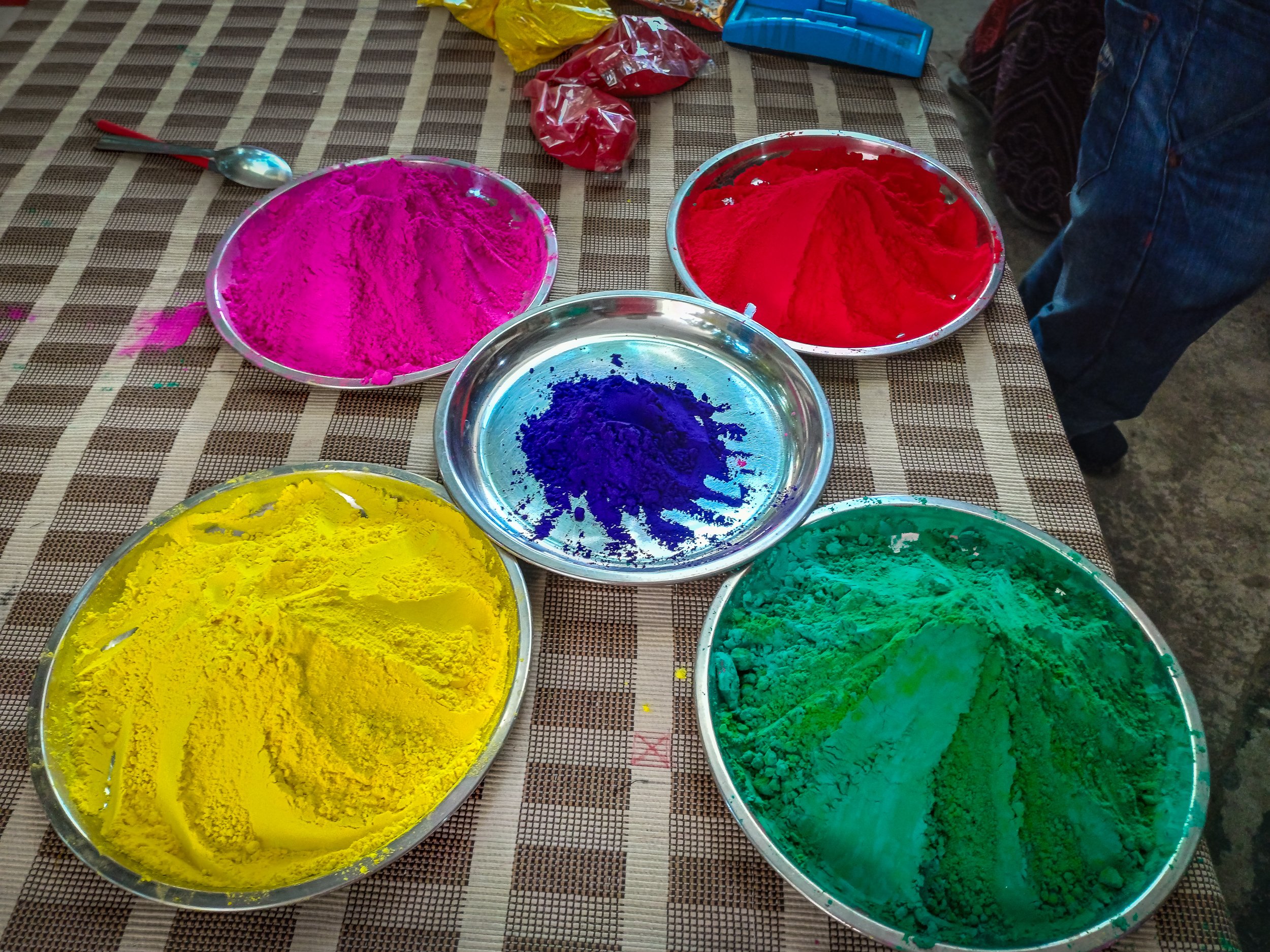 DUNIYA-HOLI11.jpg