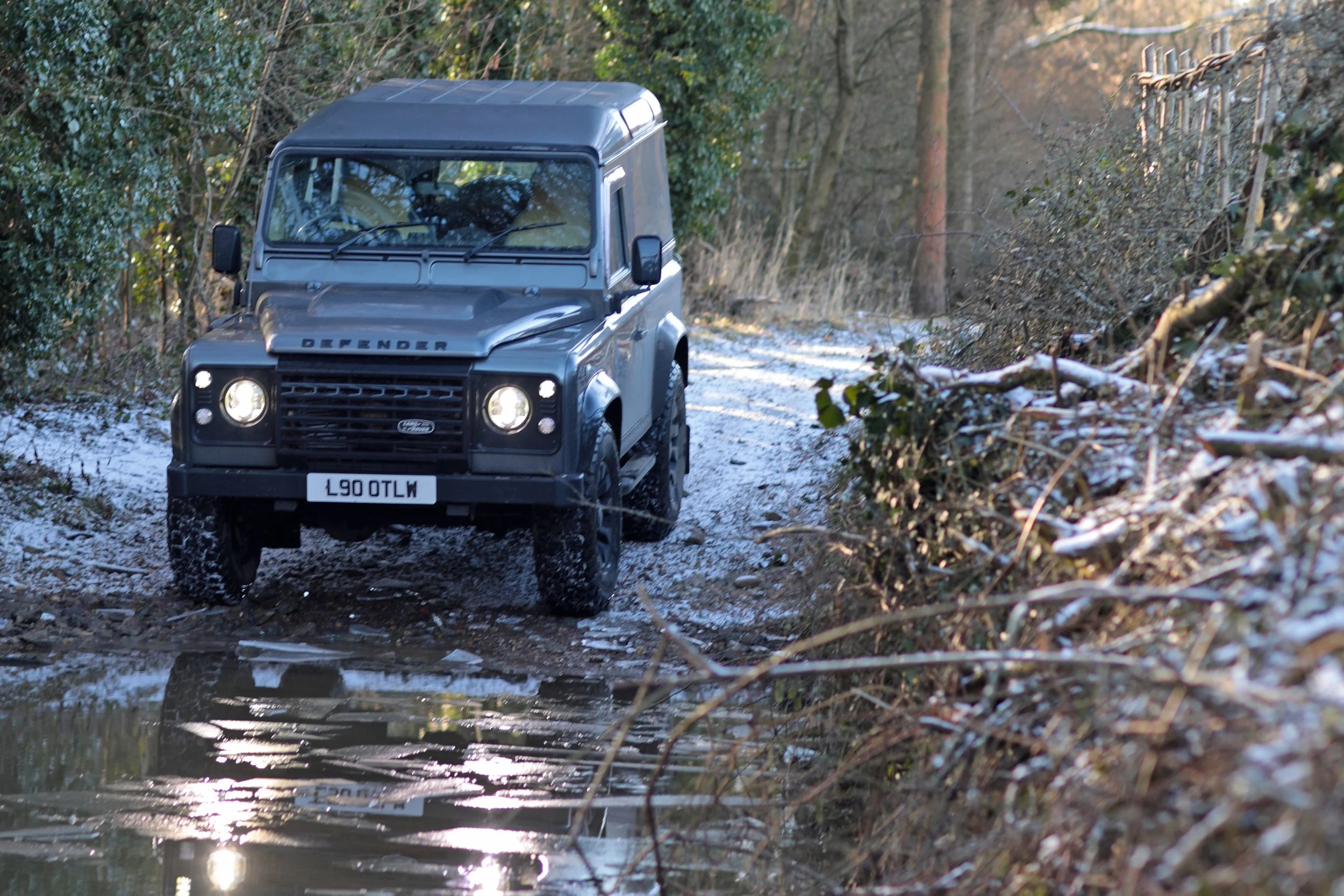 Defender Country__0006_Layer 11.jpg