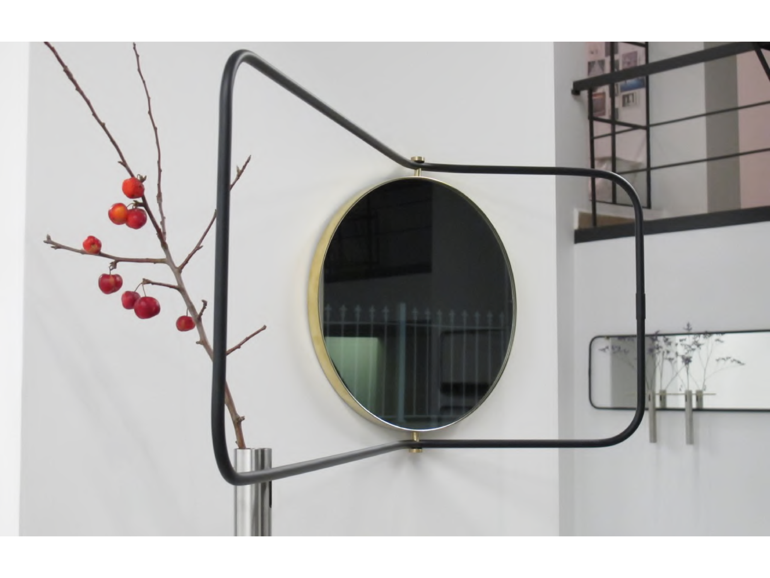 A MIRROR TO ACCOMMODATE YOU17.png